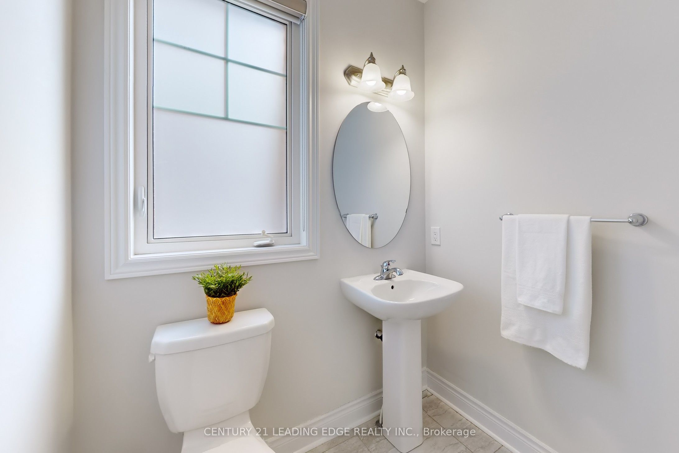 Photo 65 of 71 Ken Sinclair Crescent, Aurora, Aurora Estates — HOMEH