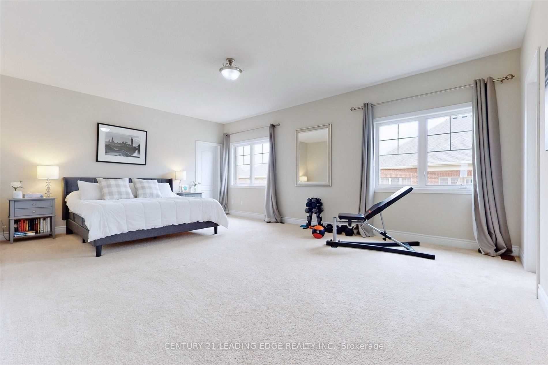 Photo 53 of 71 Ken Sinclair Crescent, Aurora, Aurora Estates — HOMEH