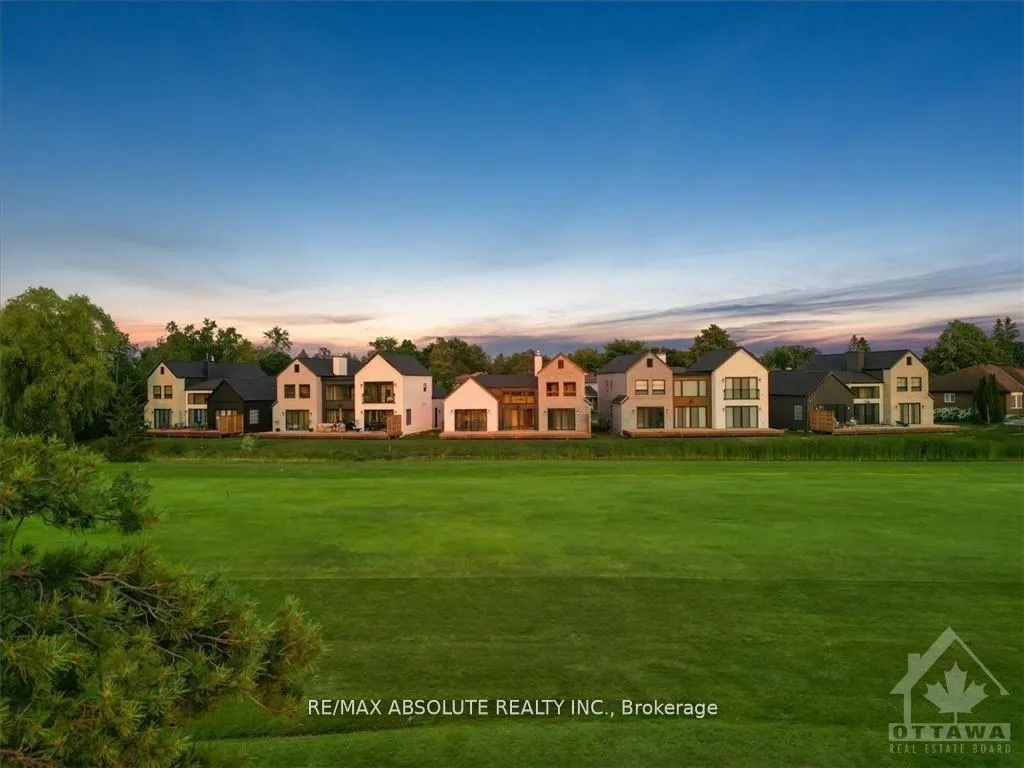 Photo 3 of 17 Trailway Circle, Ottawa, Stittsville (Central) — HOMEH