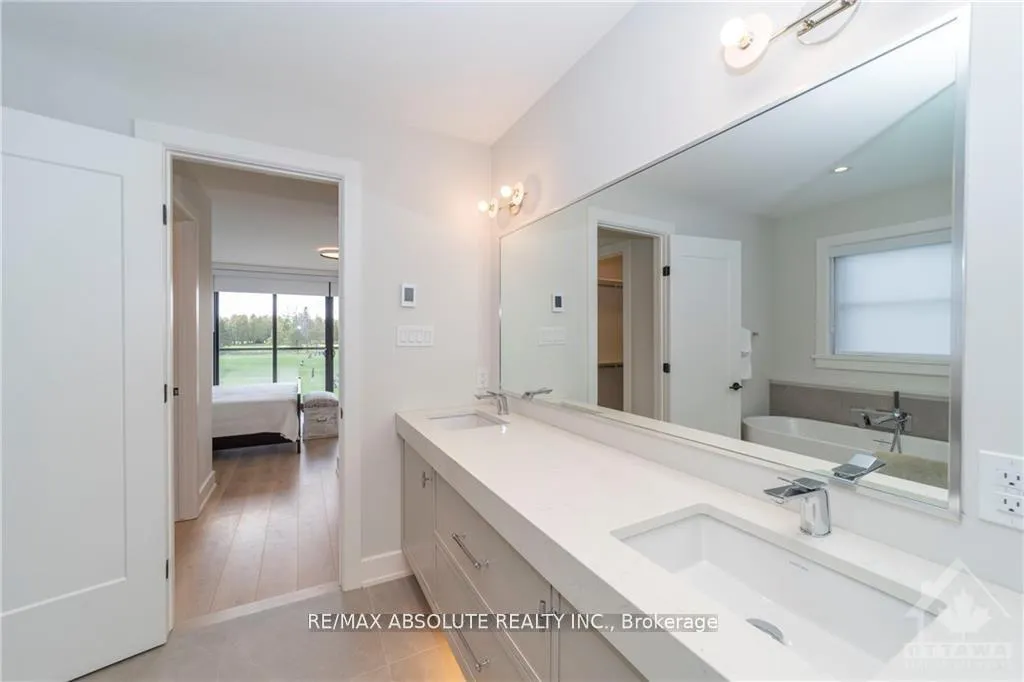 Photo 23 of 17 Trailway Circle, Ottawa, Stittsville (Central) — HOMEH