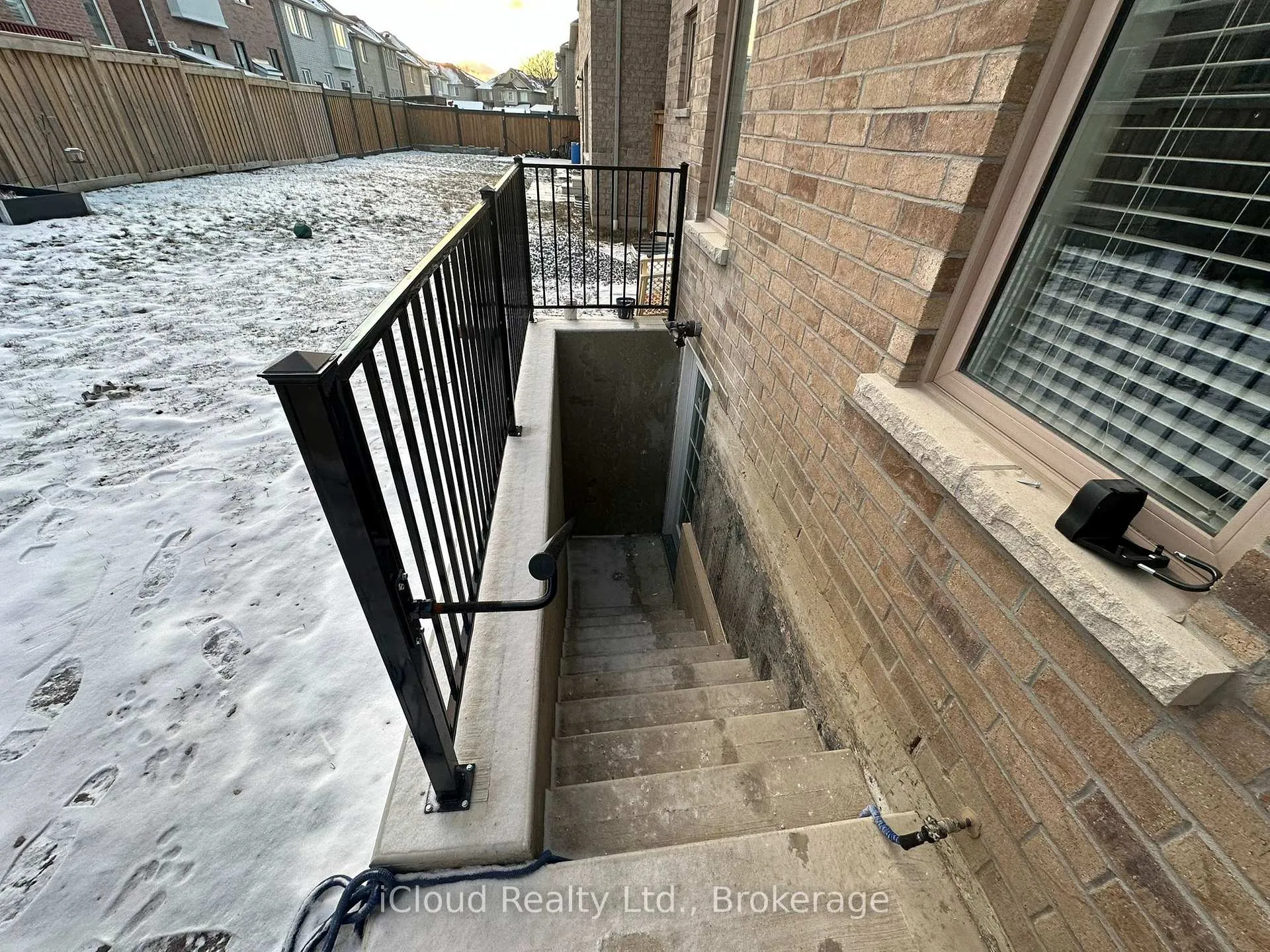 Photo 3 of 13 Raithby Crescent, Ajax, Central East — HOMEH