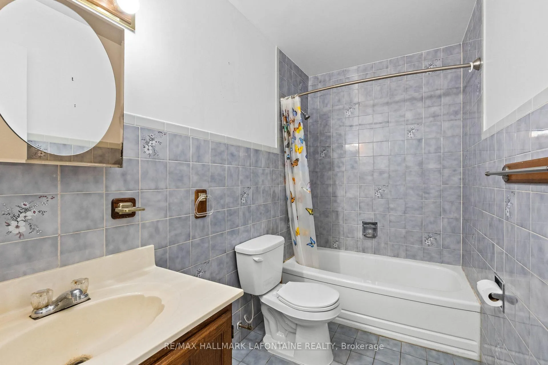 Photo 621 of 602 Eastvale Drive, Ottawa, Beacon Hill North — HOMEH