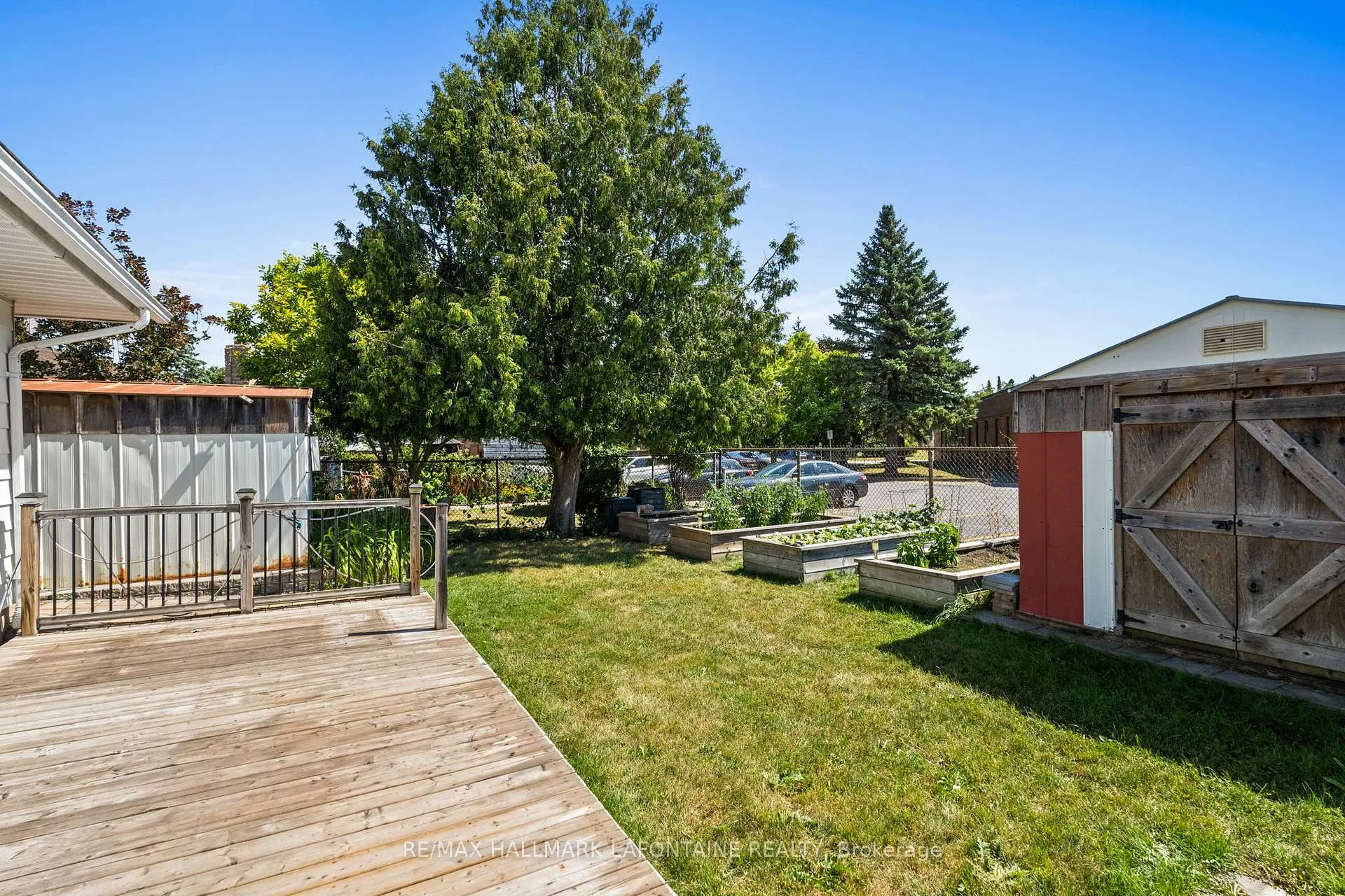 Photo 908 of 602 Eastvale Drive, Ottawa, Beacon Hill North — HOMEH