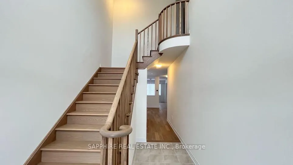 Photo 6 of 86 Canvas Crescent, Welland, Dain City — HOMEH