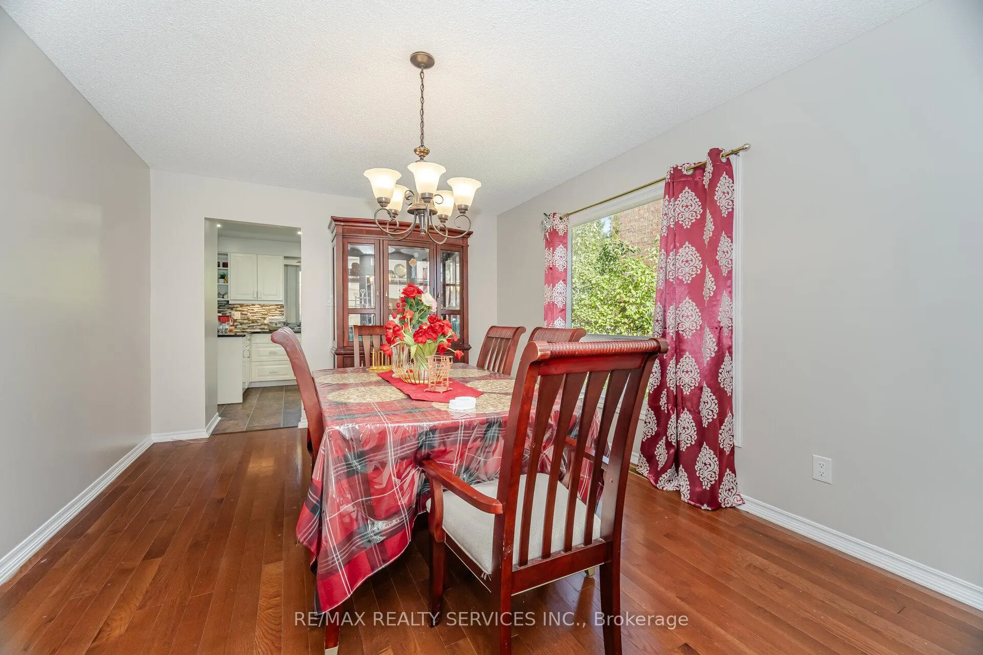 Photo 235 of 14 Milner Crescent, Ajax, South West — HOMEH