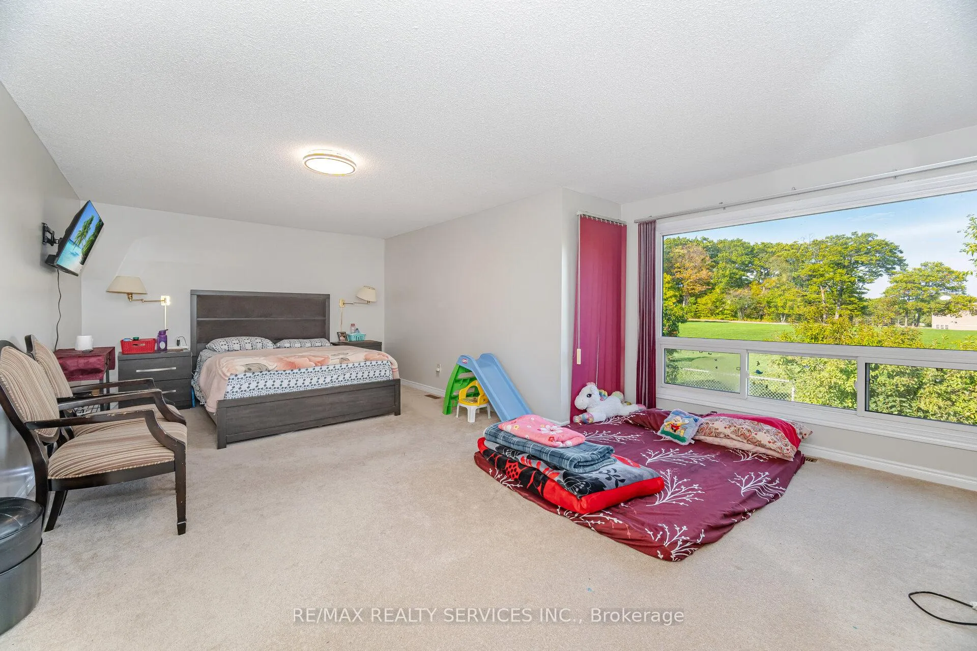Photo 622 of 14 Milner Crescent, Ajax, South West — HOMEH