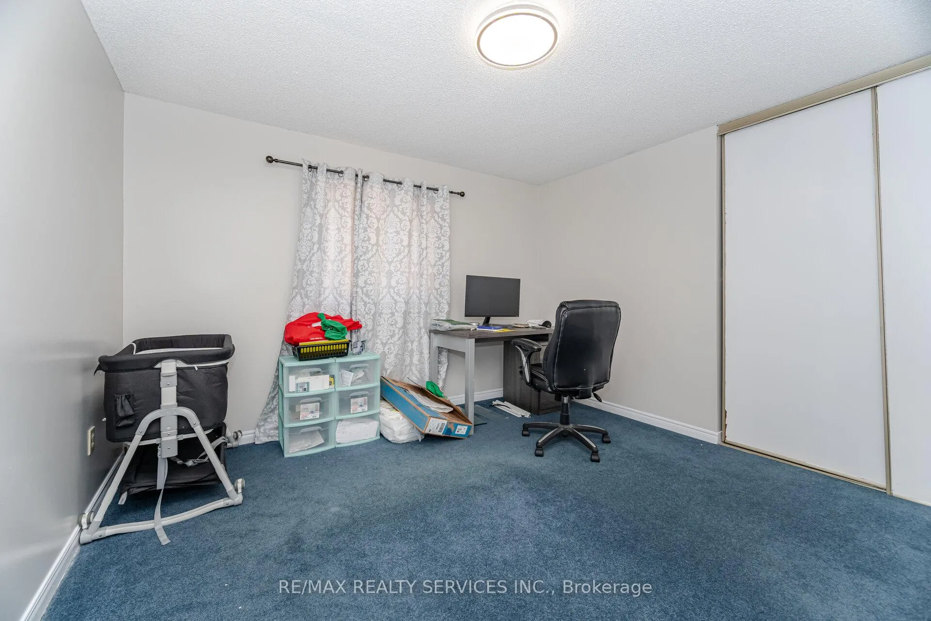 Photo 827 of 14 Milner Crescent, Ajax, South West — HOMEH