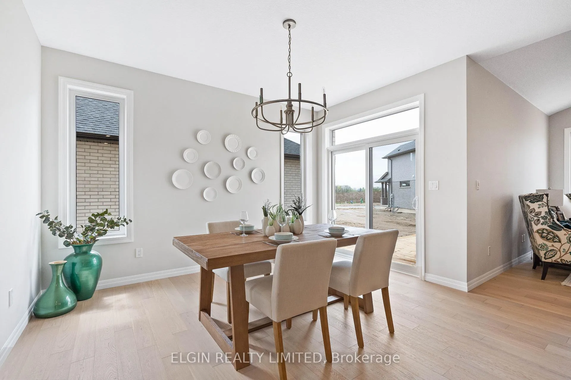 Photo 5 of 29 Hemlock Crescent, Aylmer — HOMEH