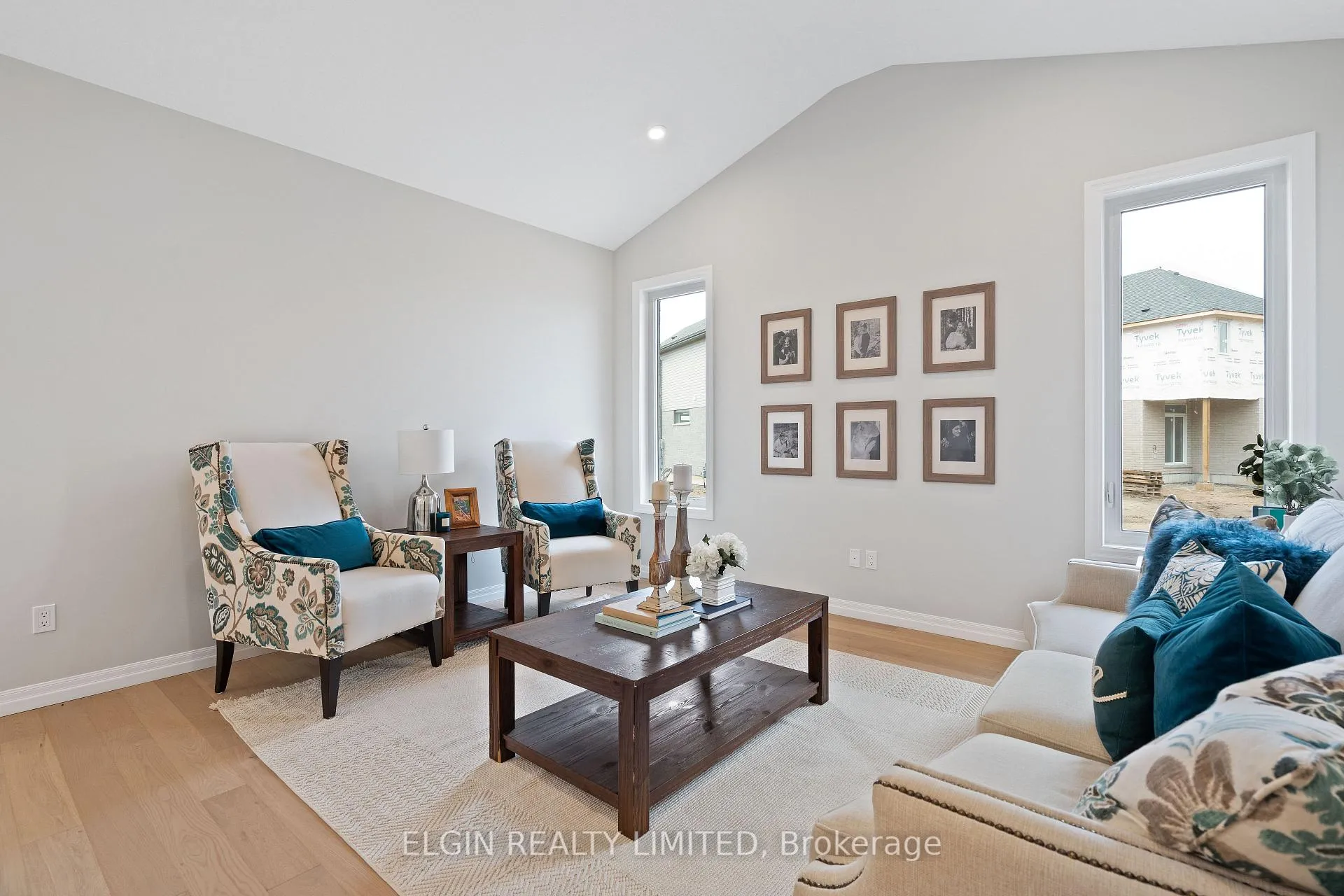 Photo 21 of 29 Hemlock Crescent, Aylmer — HOMEH