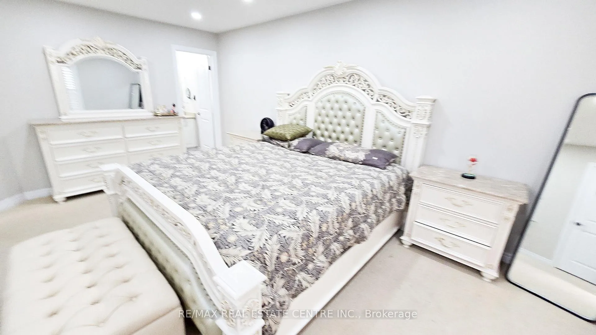 Photo 22 of 2 Buchanan Crescent, Brampton, Credit Valley — HOMEH