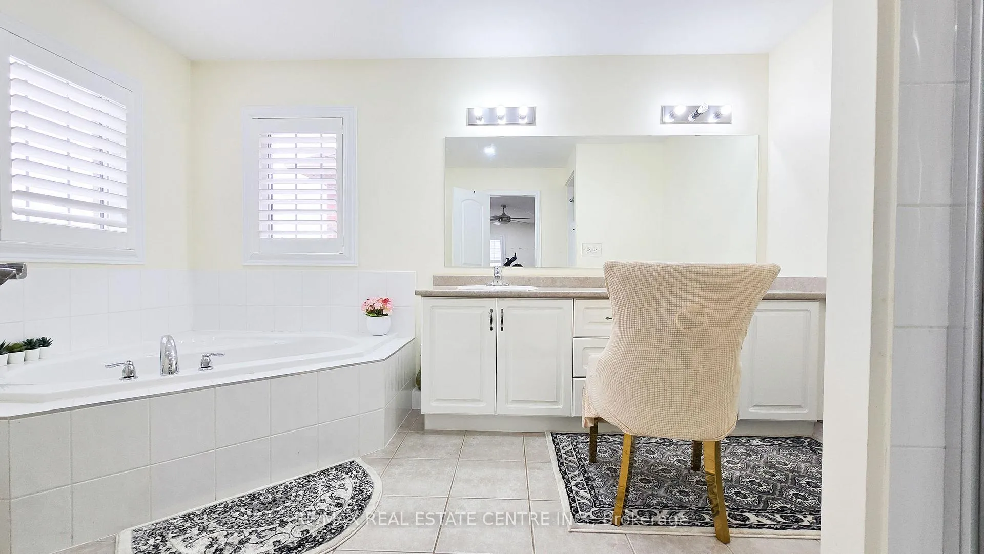 Photo 29 of 2 Buchanan Crescent, Brampton, Credit Valley — HOMEH
