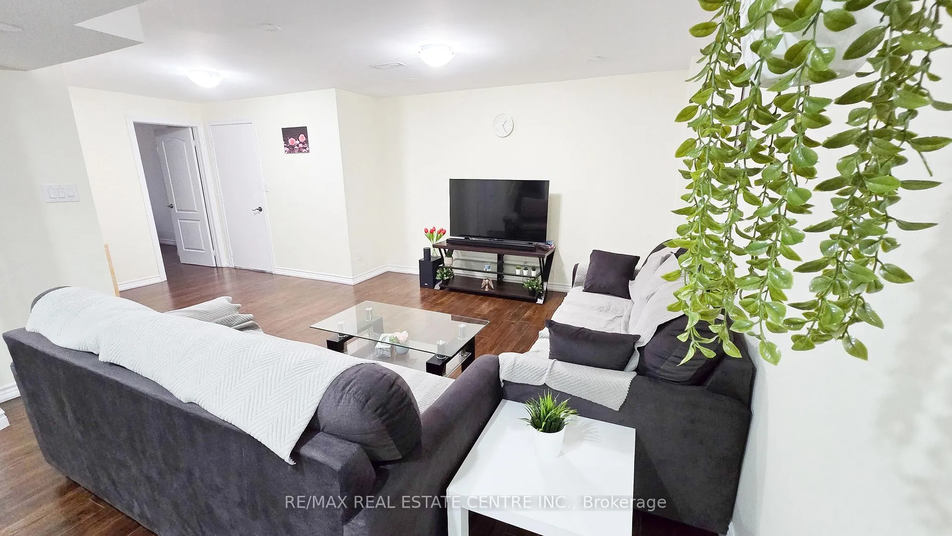 Photo 31 of 2 Buchanan Crescent, Brampton, Credit Valley — HOMEH