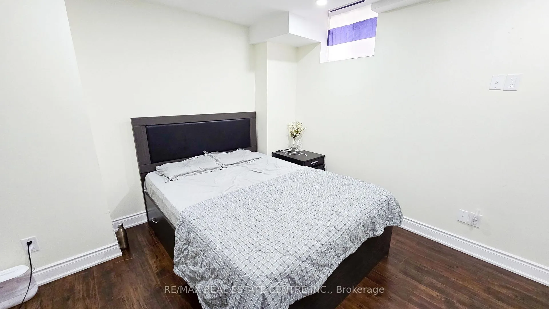 Photo 32 of 2 Buchanan Crescent, Brampton, Credit Valley — HOMEH