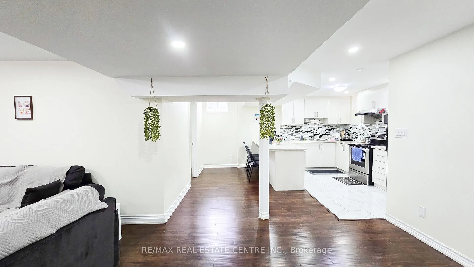Photo 39 of 2 Buchanan Crescent, Brampton, Credit Valley — HOMEH