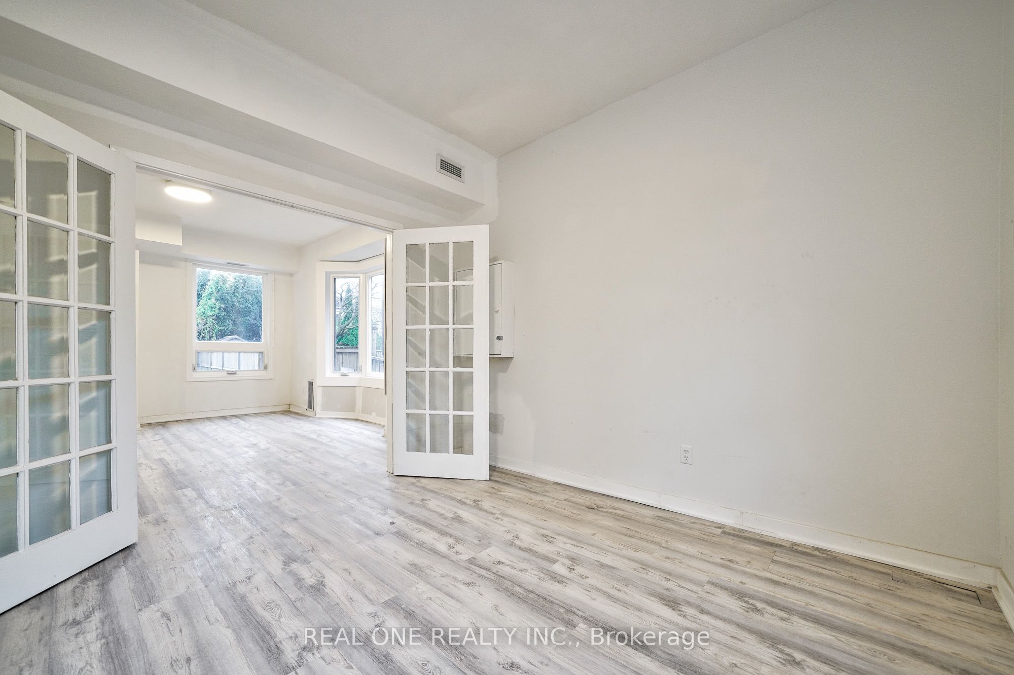 Photo 51 of Unit Upper, 19 Condor Avenue, Toronto, Blake-Jones — HOMEH