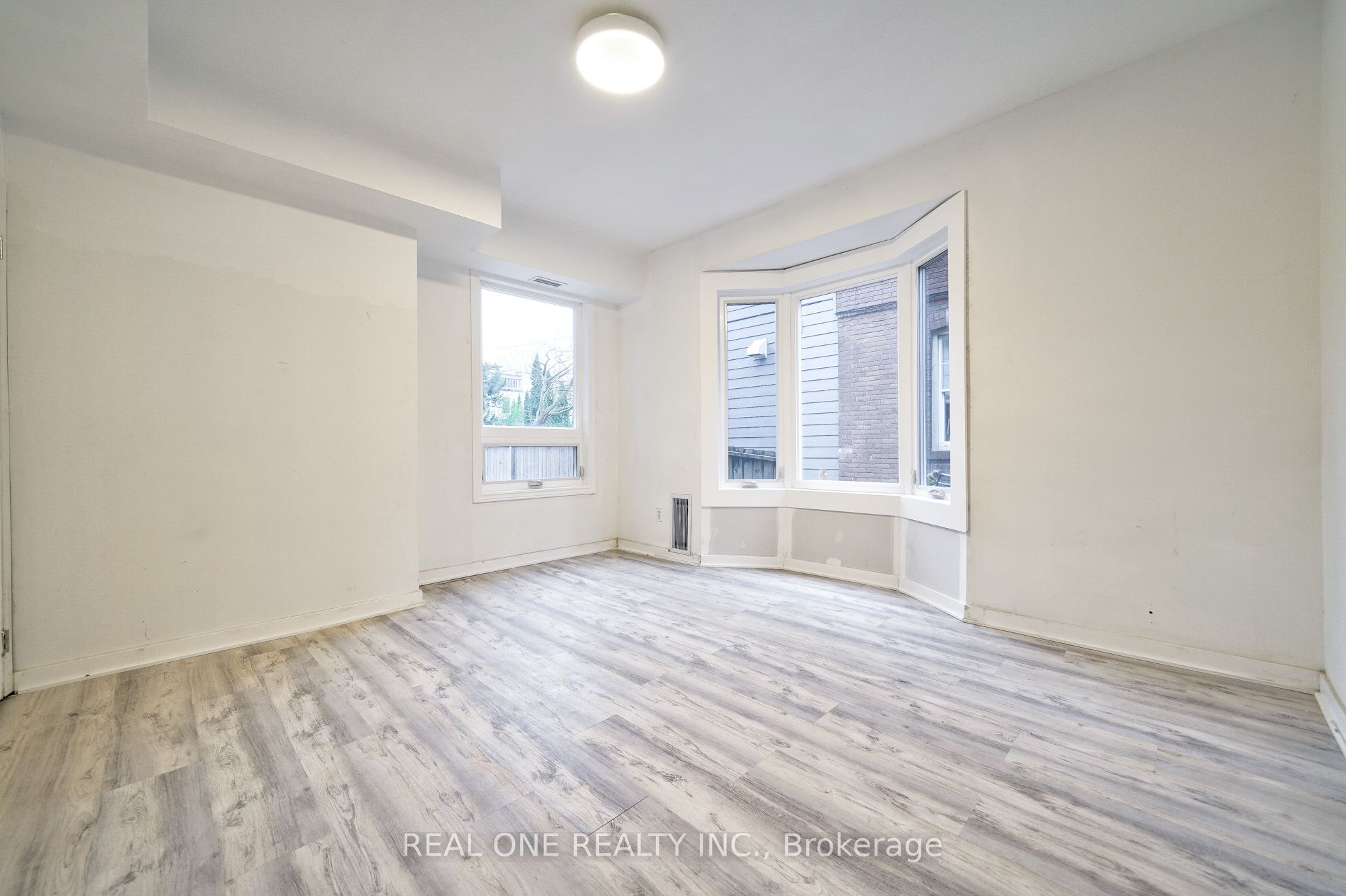 Photo 44 of Unit Upper, 19 Condor Avenue, Toronto, Blake-Jones — HOMEH