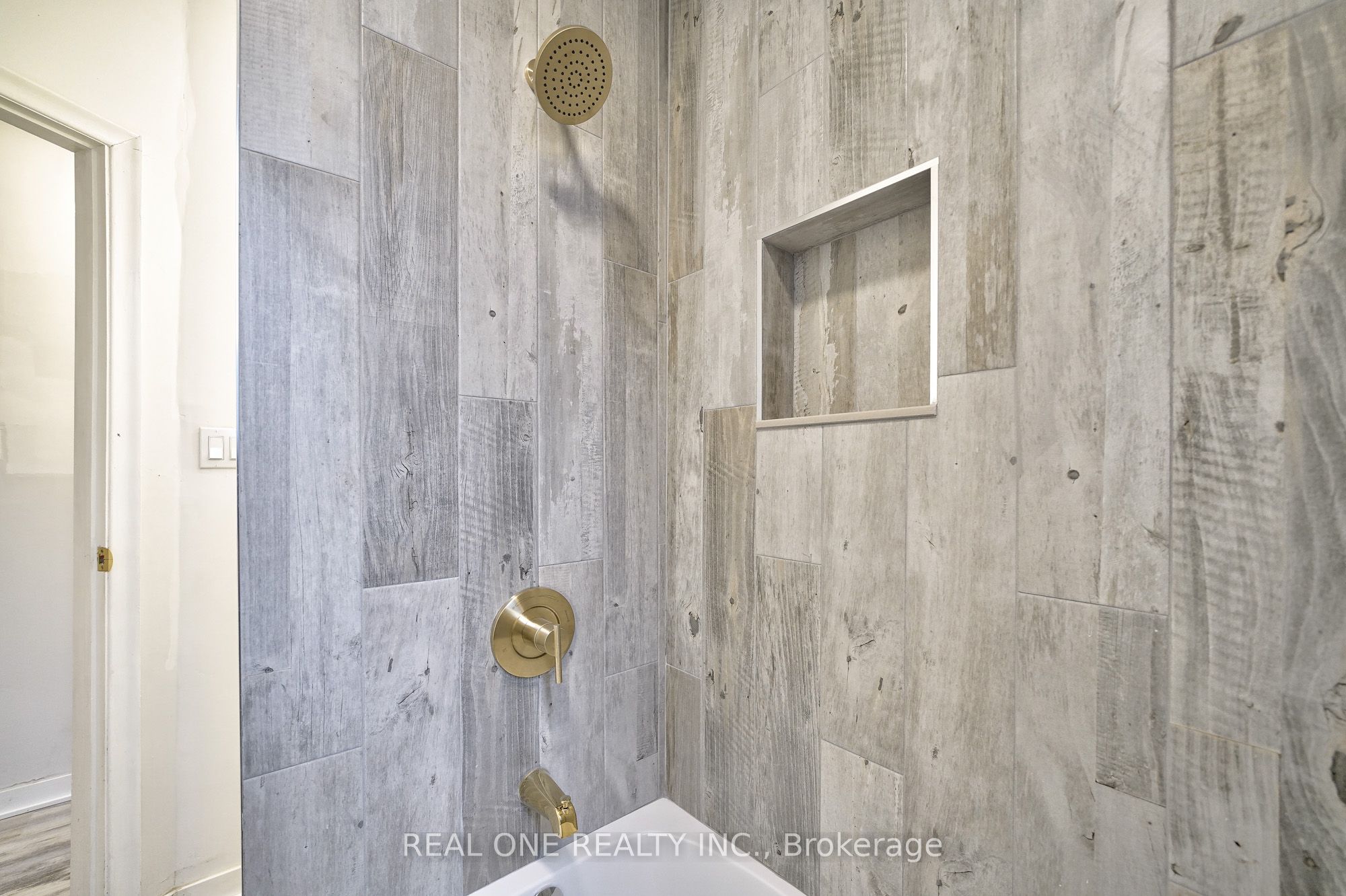 Photo 76 of Unit Upper, 19 Condor Avenue, Toronto, Blake-Jones — HOMEH