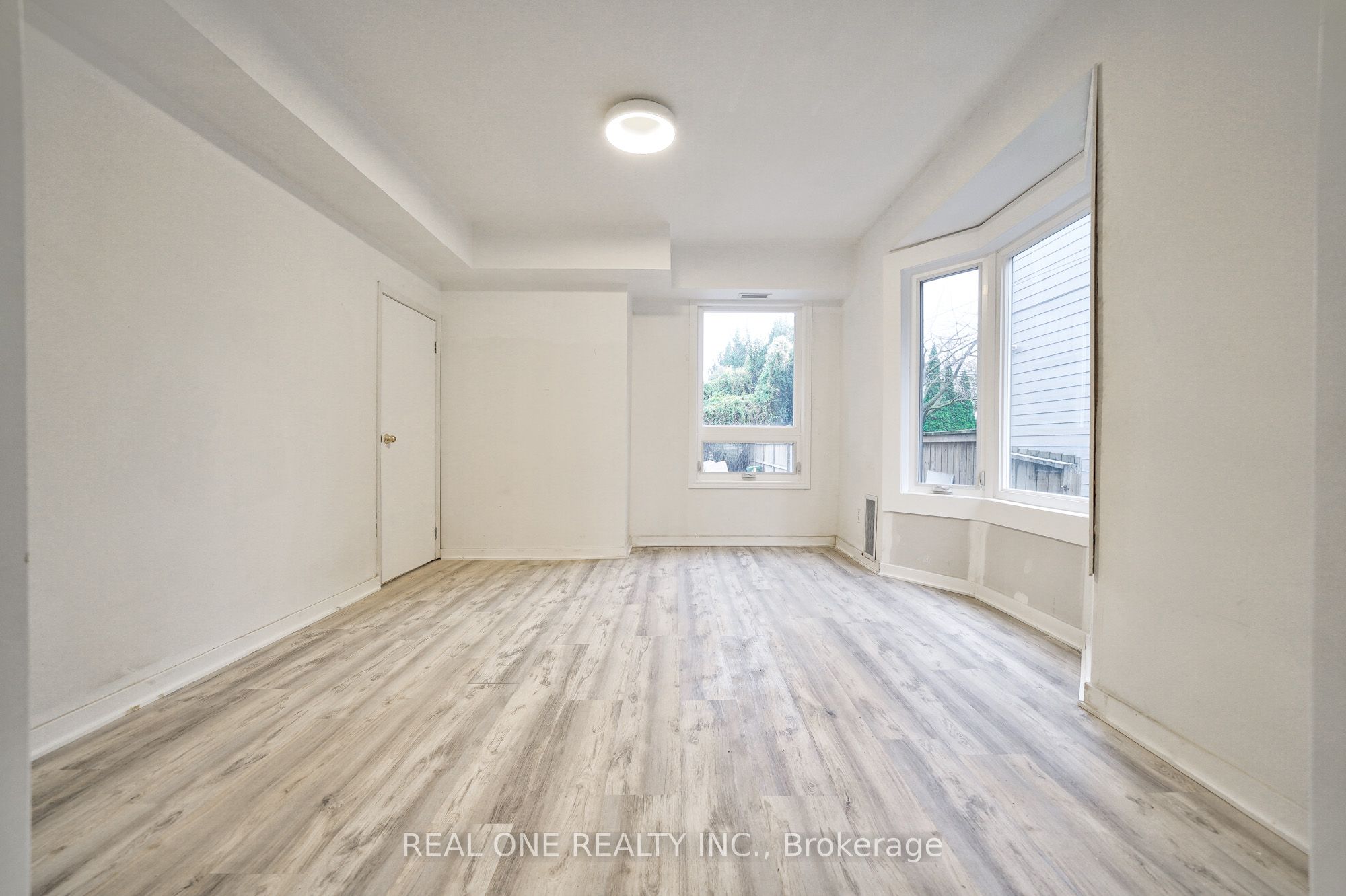 Photo 43 of Unit Upper, 19 Condor Avenue, Toronto, Blake-Jones — HOMEH
