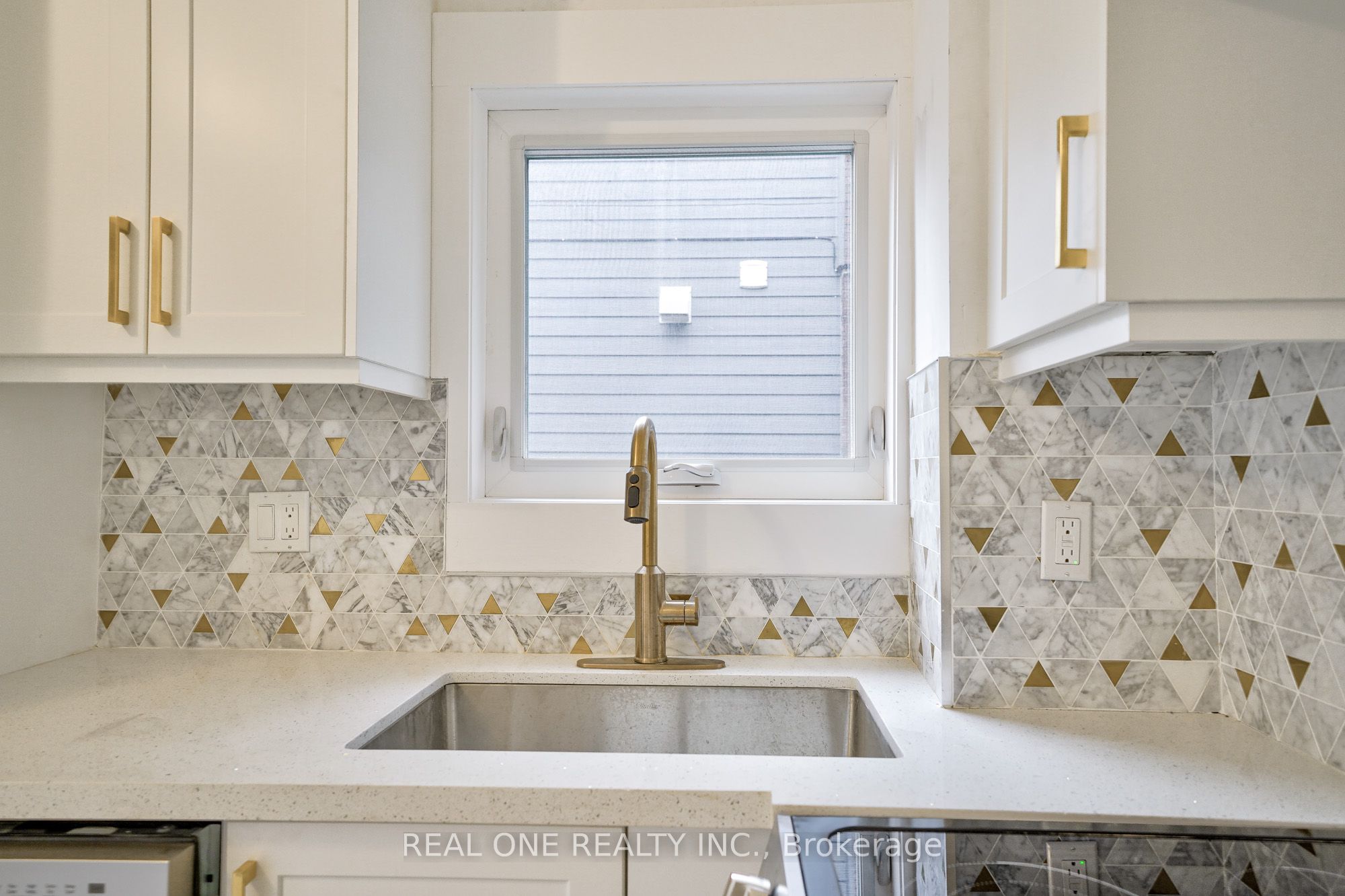 Photo 57 of Unit Upper, 19 Condor Avenue, Toronto, Blake-Jones — HOMEH