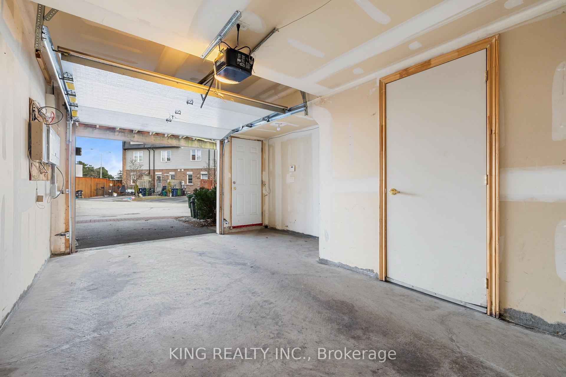Photo 16 of 157A Galloway Road, Scarborough, West Hill — HOMEH