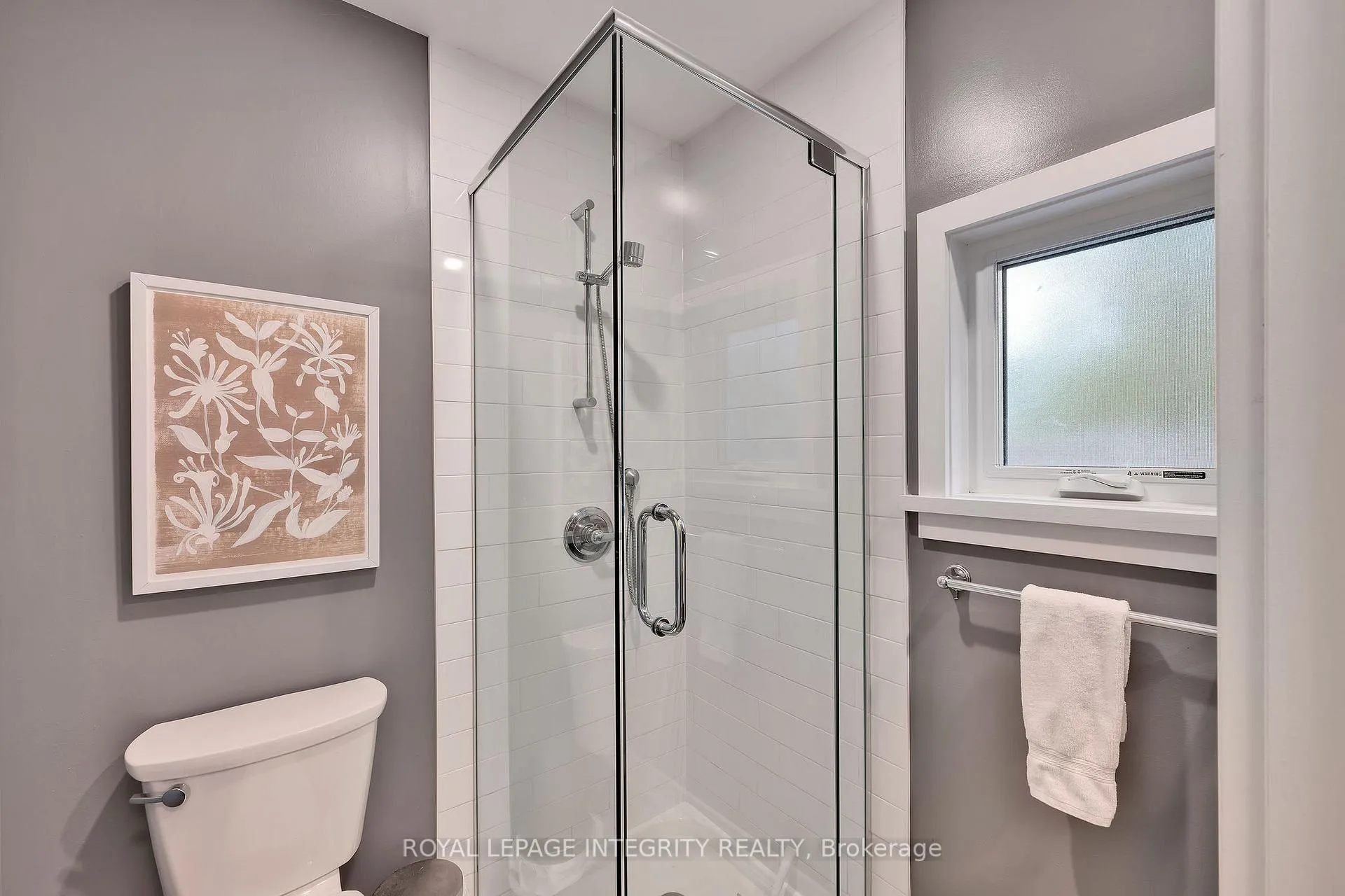 Photo 351 of 1490 Brule Avenue, Ottawa, Billings Bridge — HOMEH