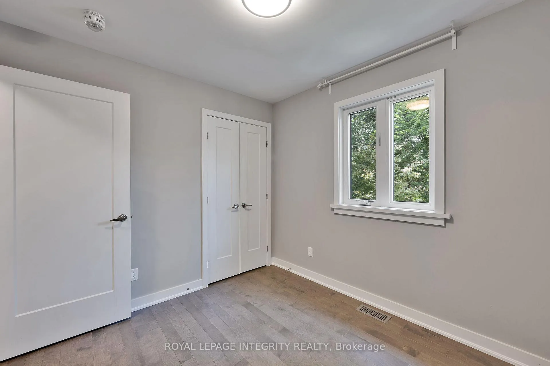 Photo 1015 of 1490 Brule Avenue, Ottawa, Billings Bridge — HOMEH
