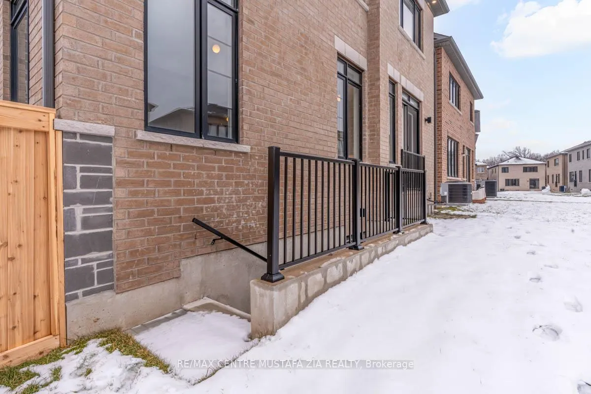Photo 24 of 883 Plum Place, Milton, Cobban — HOMEH