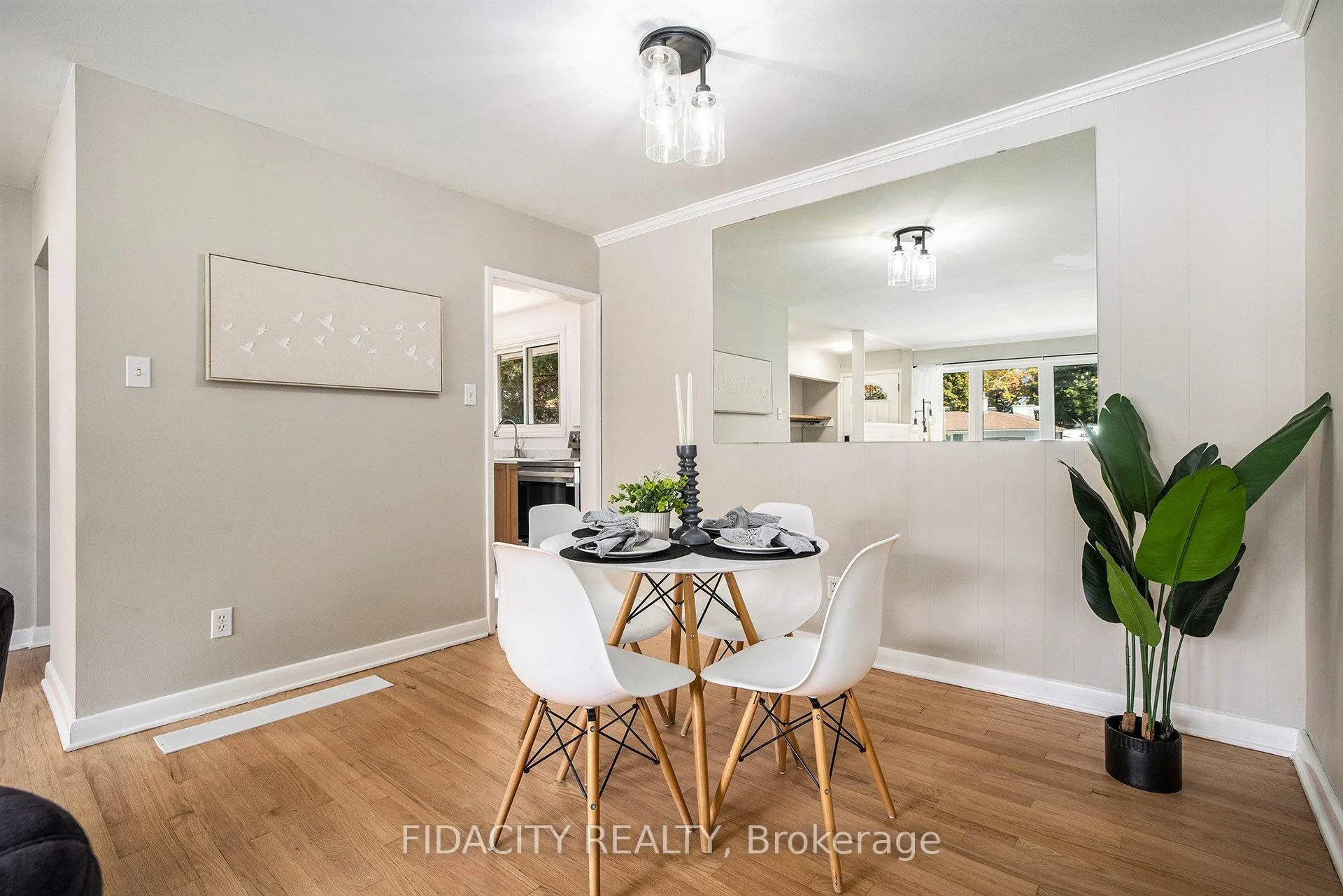 Photo 212 of 42 Stinson Avenue, Ottawa, Lynwood Village — HOMEH