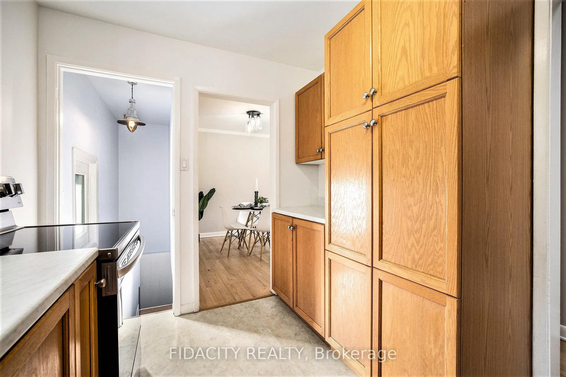 Photo 332 of 42 Stinson Avenue, Ottawa, Lynwood Village — HOMEH