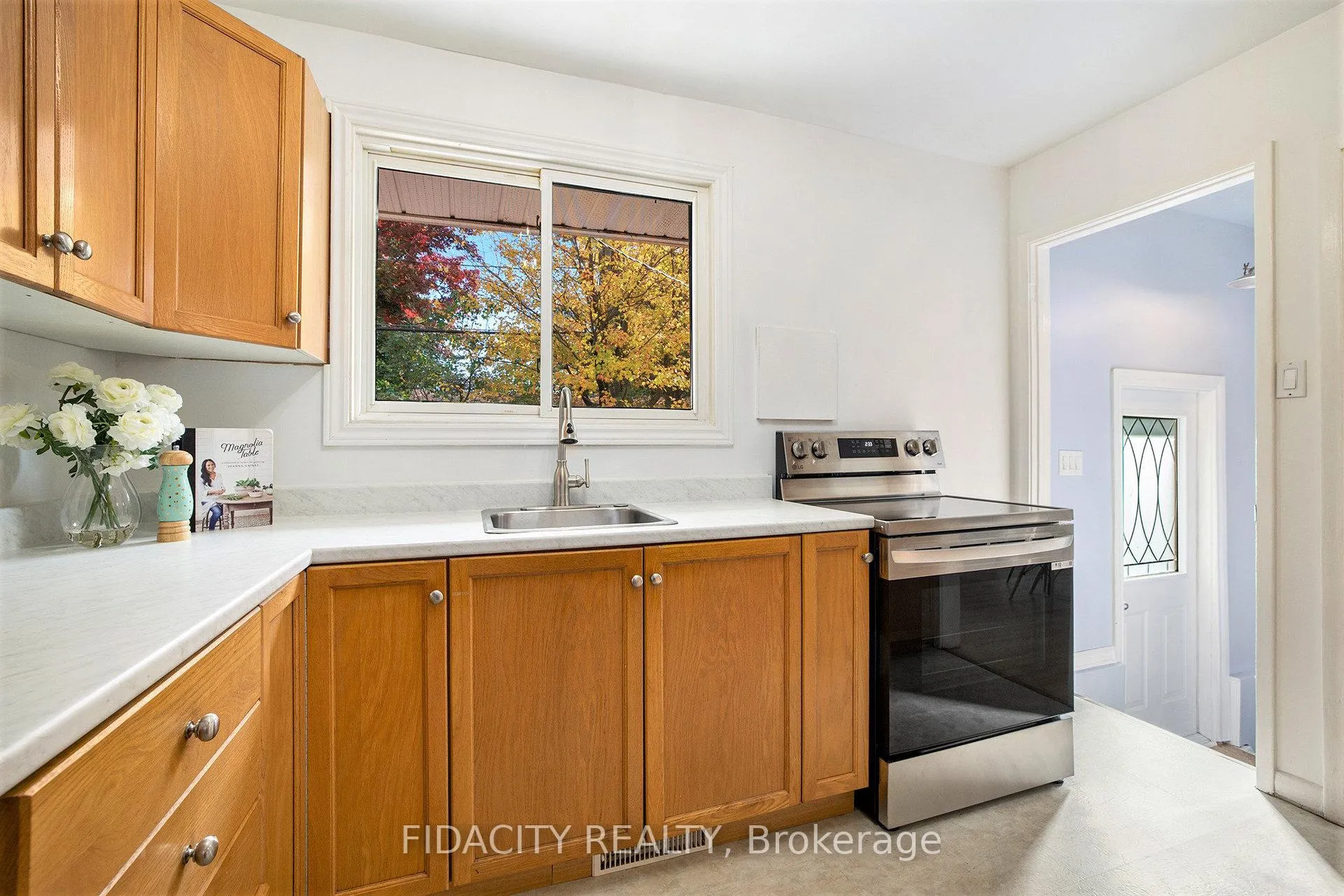 Photo 410 of 42 Stinson Avenue, Ottawa, Lynwood Village — HOMEH