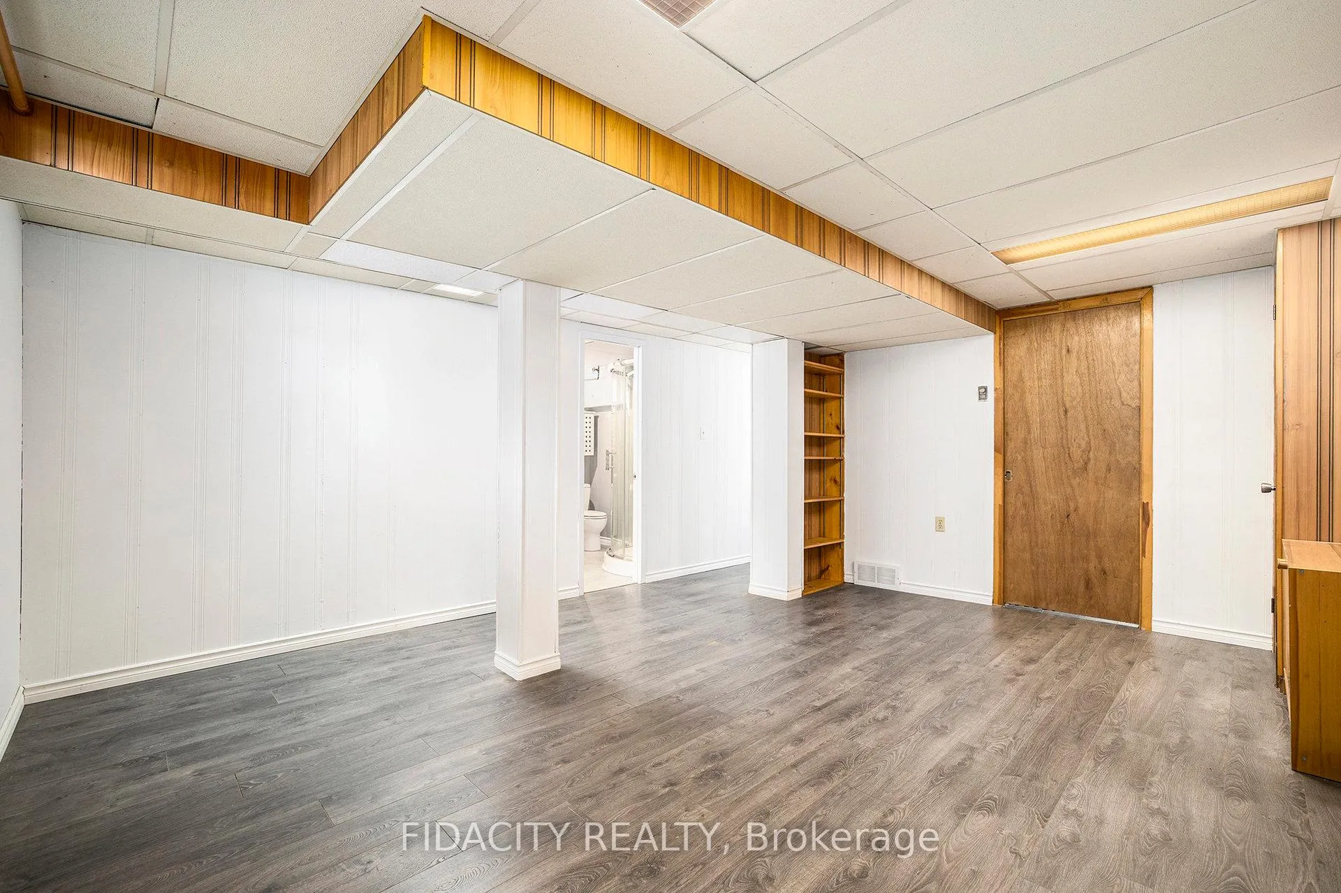Photo 786 of 42 Stinson Avenue, Ottawa, Lynwood Village — HOMEH