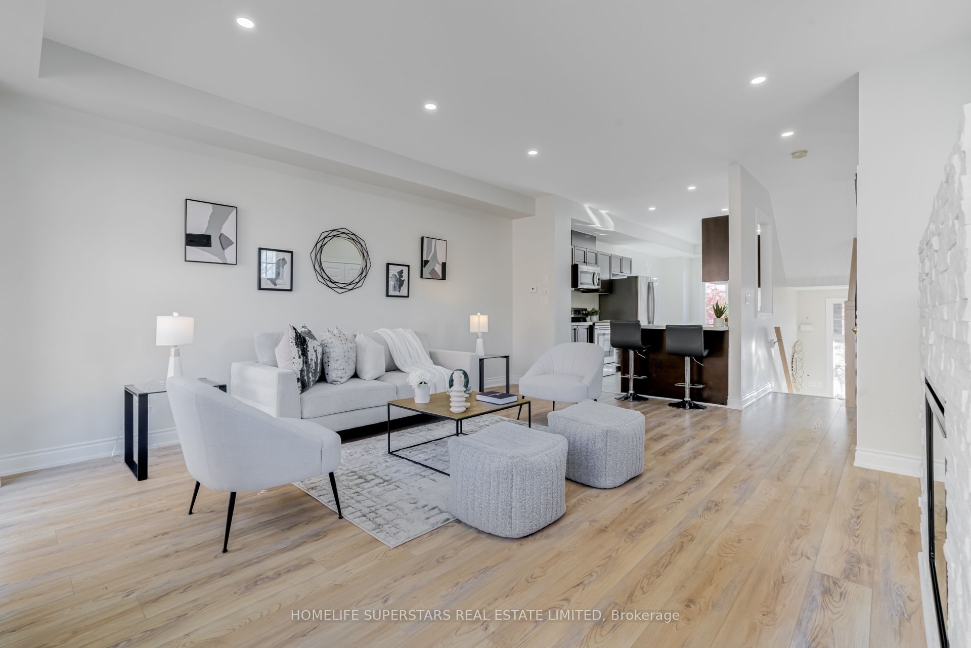 Photo 38 of 2011 Lushes Avenue, Mississauga, Clarkson — HOMEH