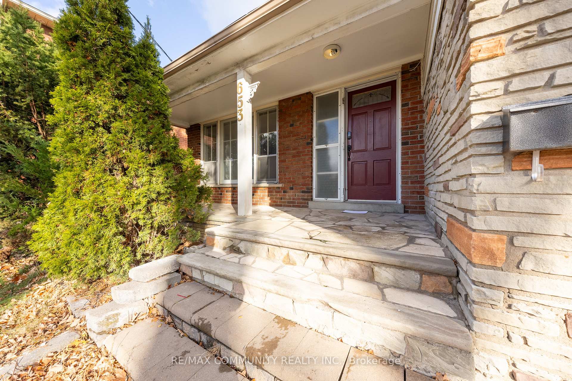 Photo 2 of Unit Upper, 653 Meadowvale Road, Scarborough, Highland Creek — HOMEH