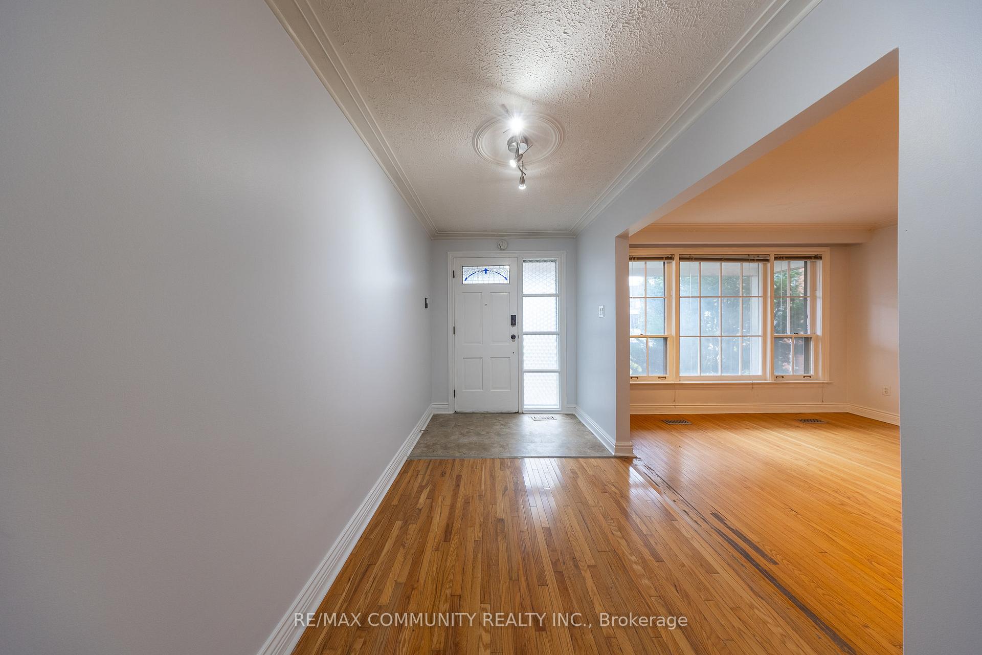 Photo 3 of Unit Upper, 653 Meadowvale Road, Scarborough, Highland Creek — HOMEH