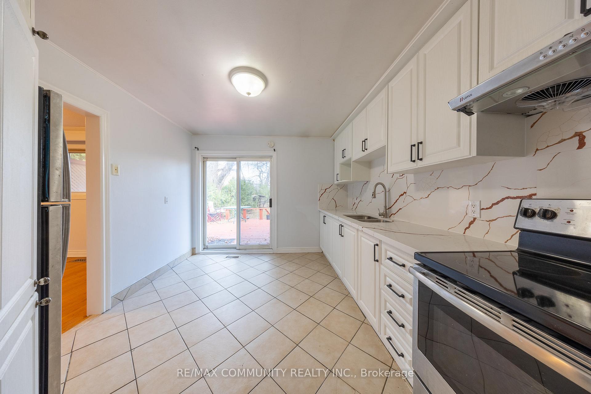 Photo 8 of Unit Upper, 653 Meadowvale Road, Scarborough, Highland Creek — HOMEH
