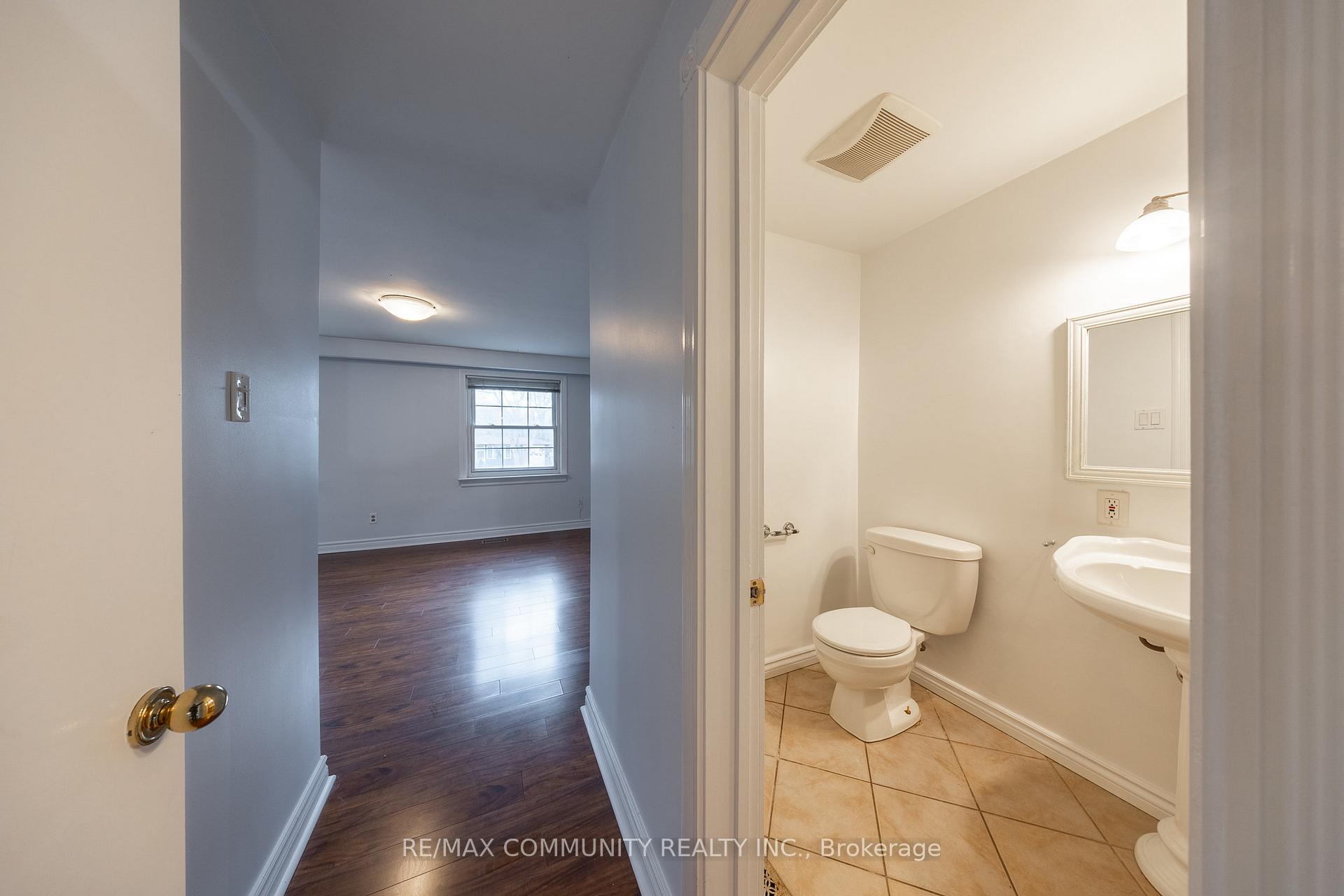 Photo 11 of Unit Upper, 653 Meadowvale Road, Scarborough, Highland Creek — HOMEH