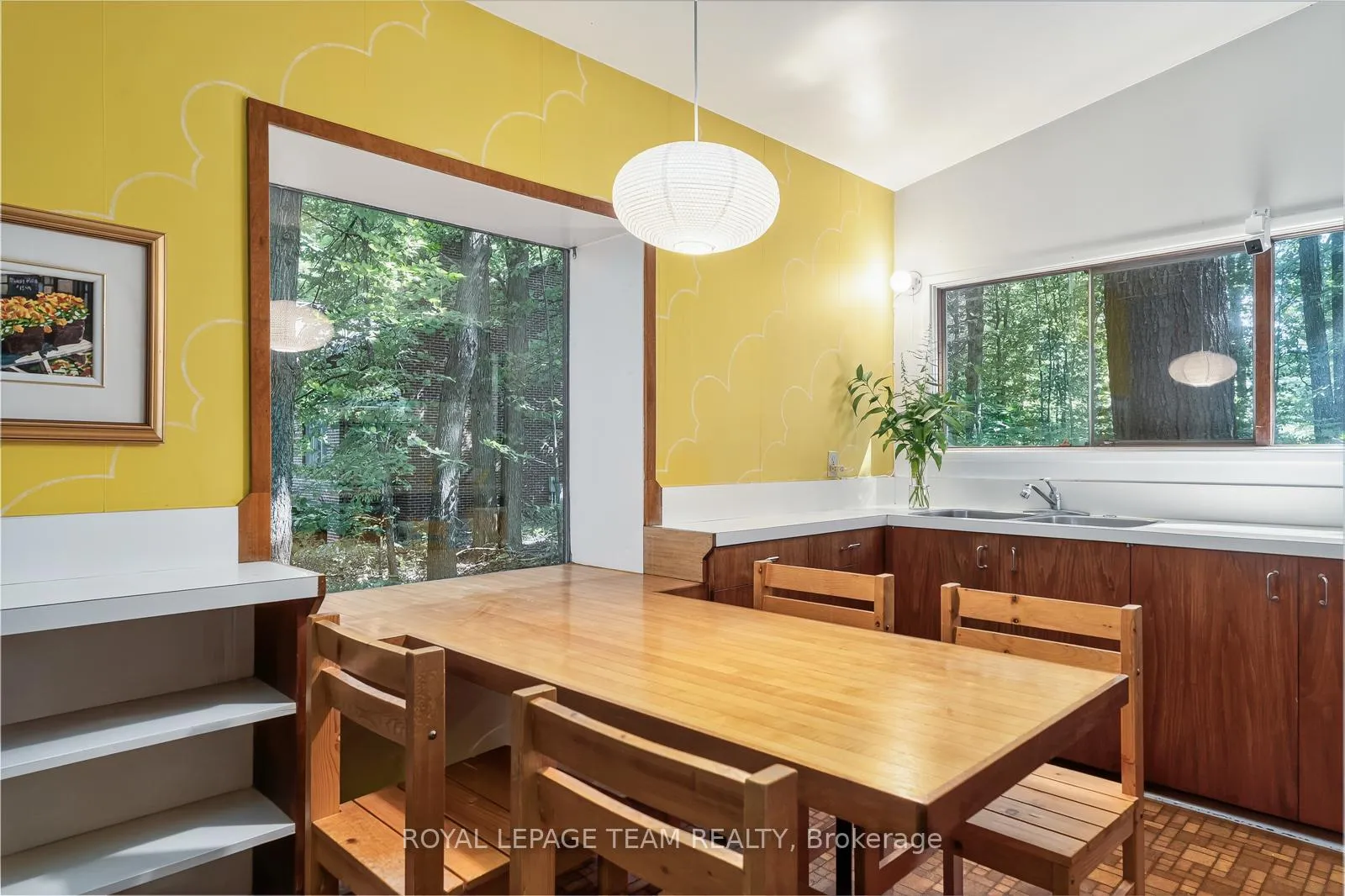 Photo 577 of 16 Kindle Court, Ottawa, Rothwell Heights — HOMEH