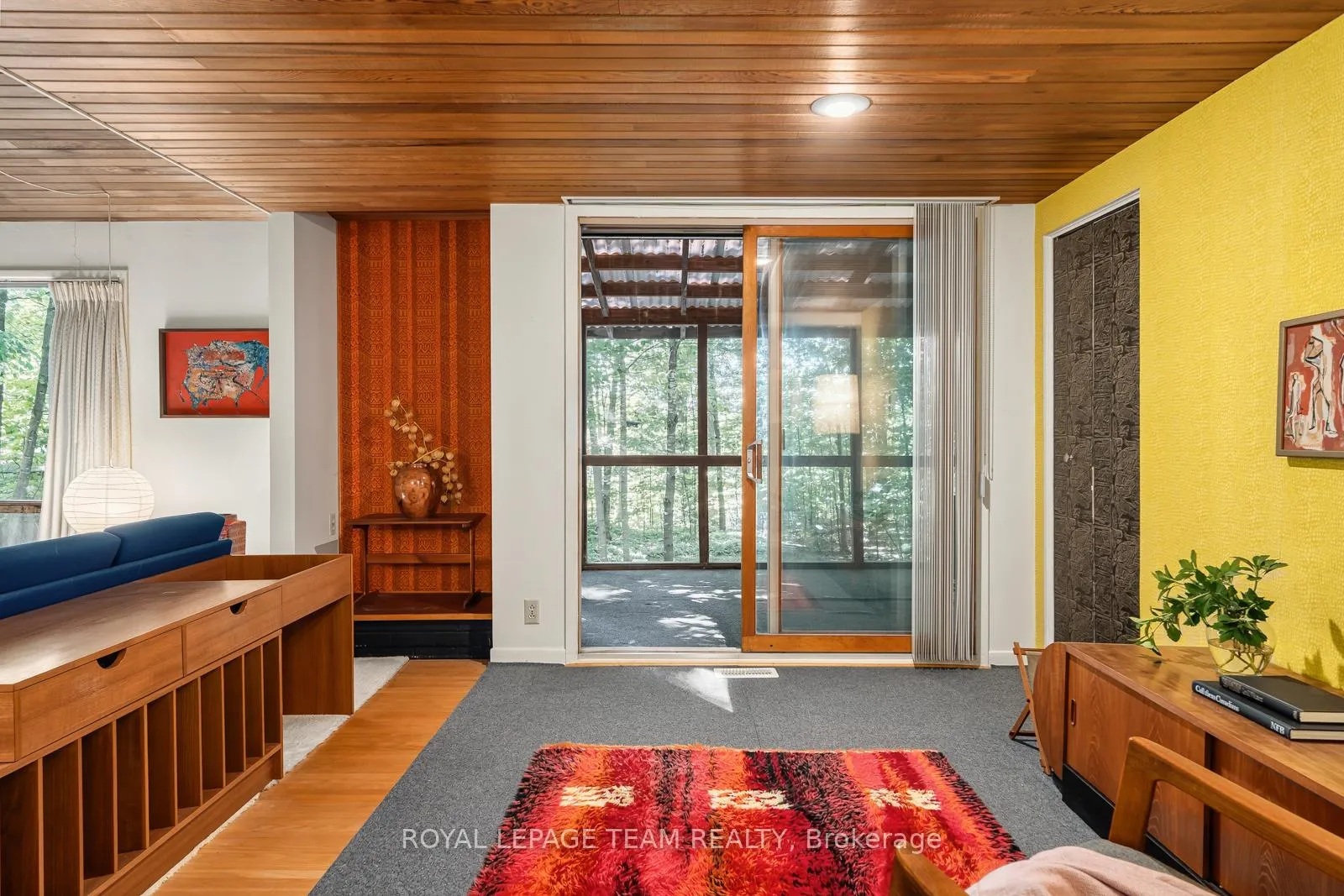 Photo 732 of 16 Kindle Court, Ottawa, Rothwell Heights — HOMEH