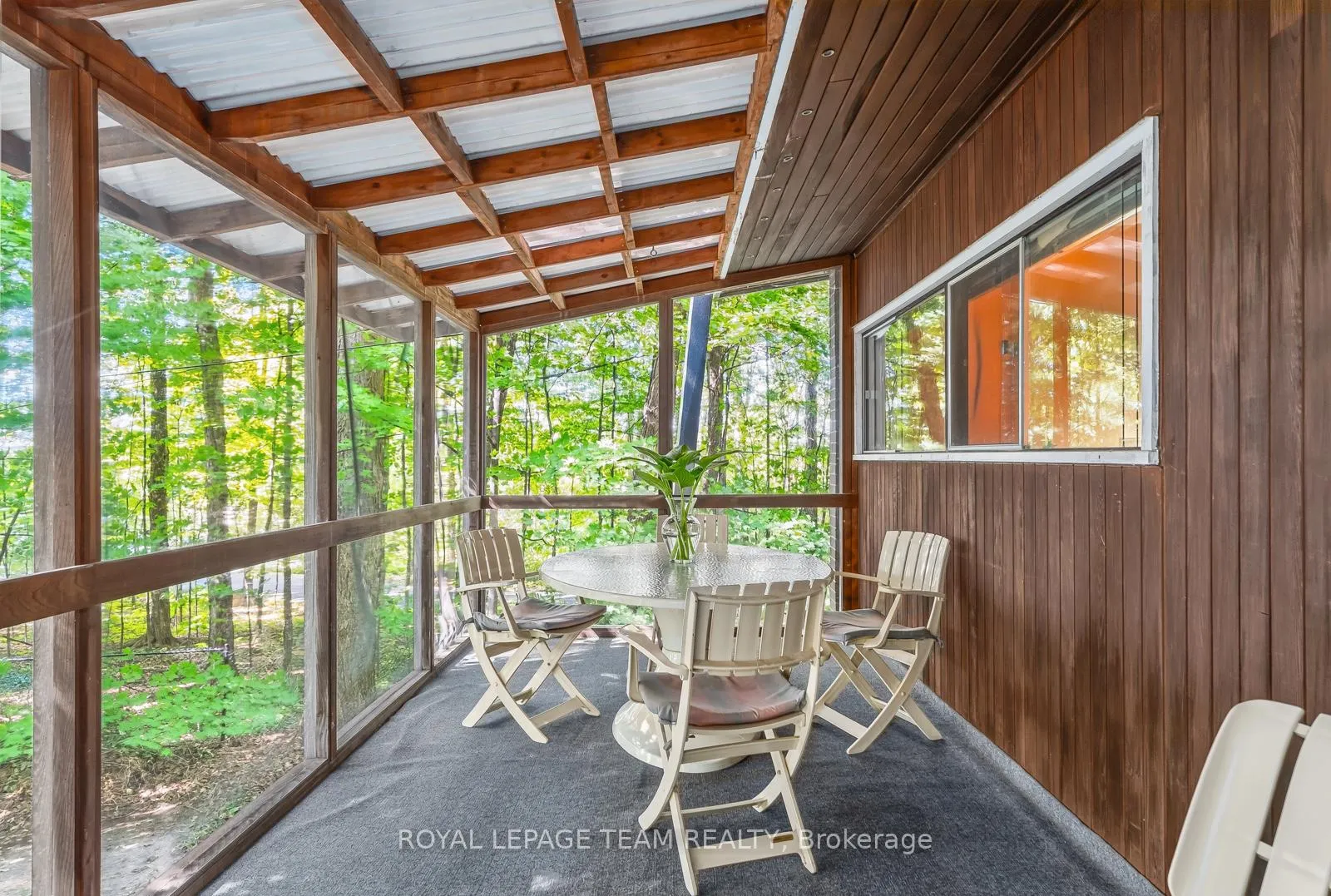 Photo 758 of 16 Kindle Court, Ottawa, Rothwell Heights — HOMEH