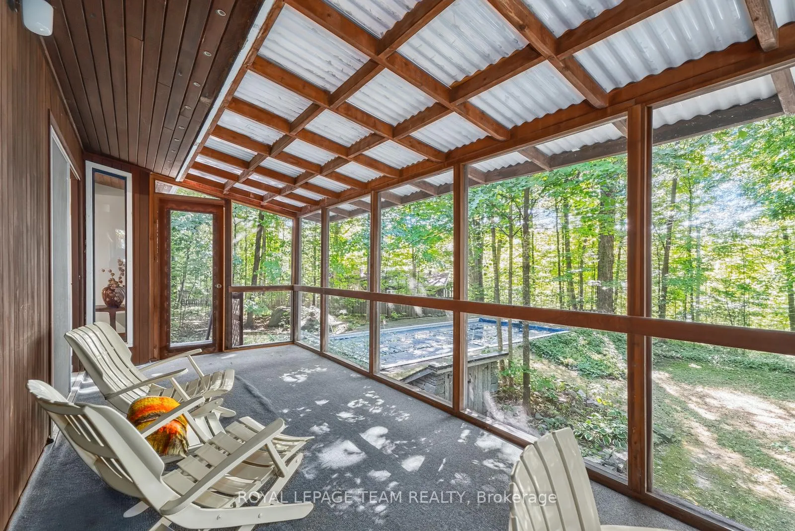 Photo 784 of 16 Kindle Court, Ottawa, Rothwell Heights — HOMEH