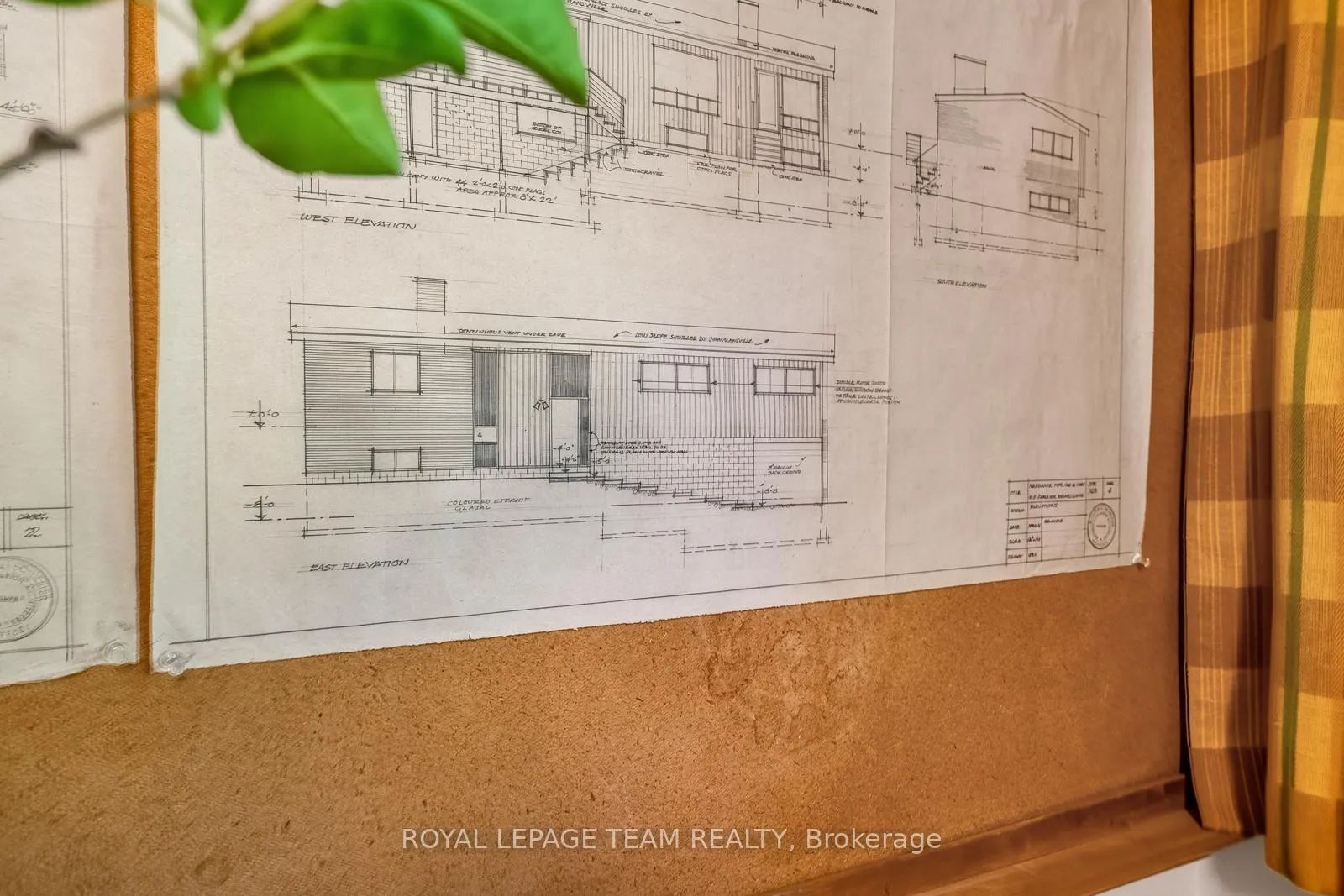 Photo 854 of 16 Kindle Court, Ottawa, Rothwell Heights — HOMEH
