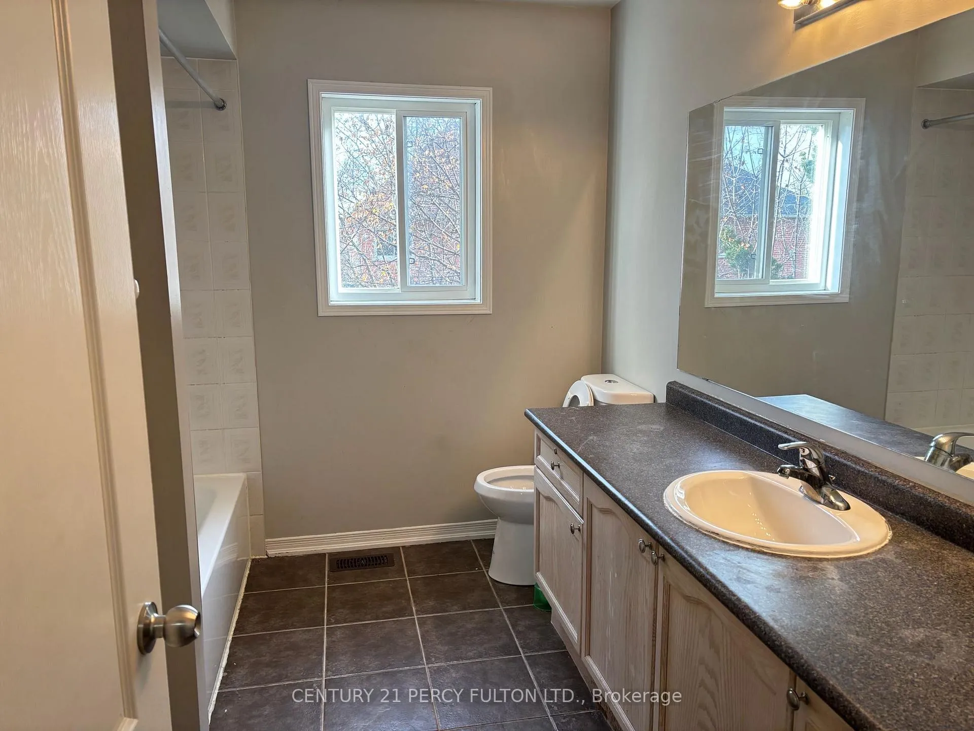 Photo 73 of 31 Williamson Drive W, Ajax, Northwest Ajax — HOMEH