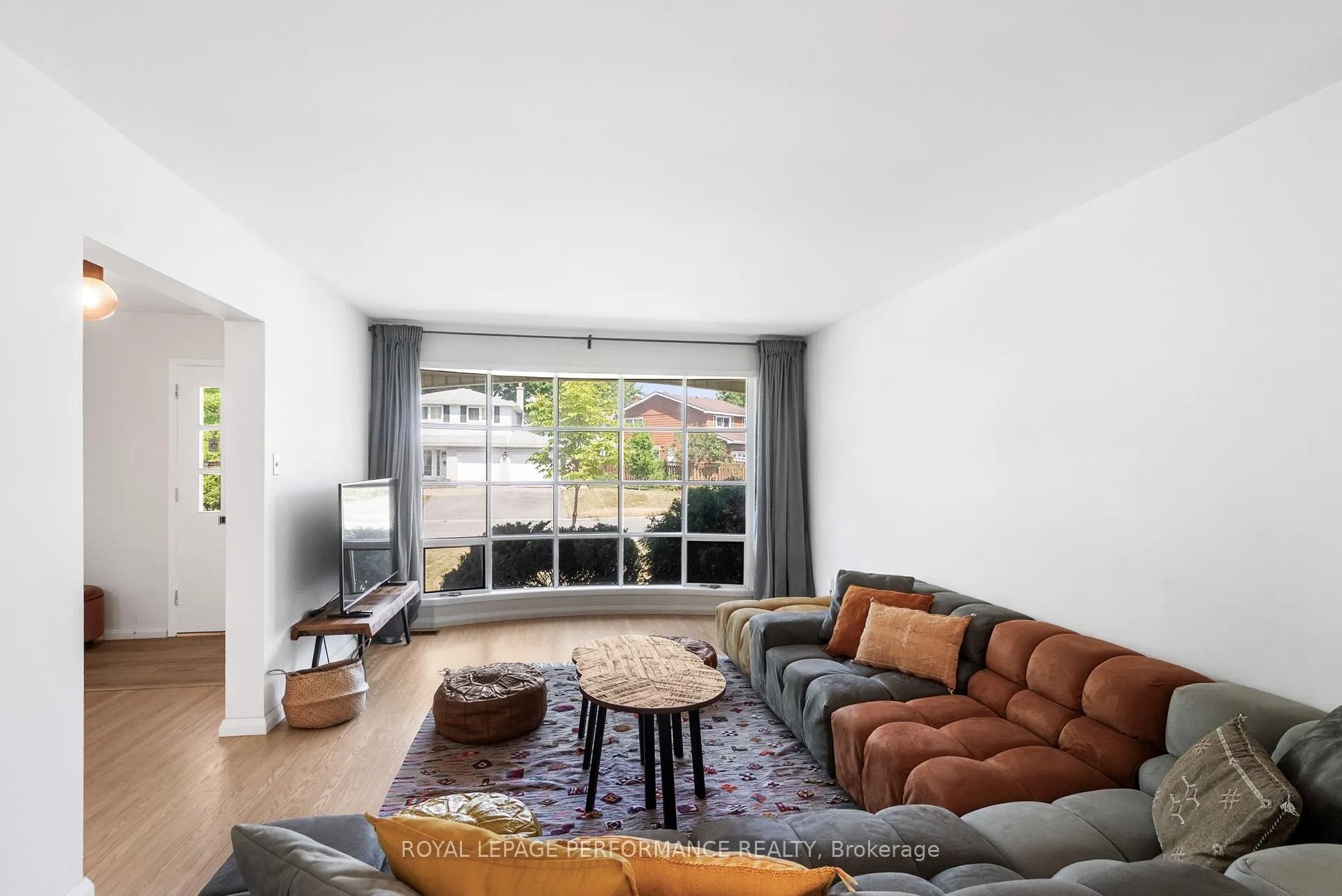 Photo 149 of 33 Woodview Crescent, Ottawa, Blackburn Hamlet — HOMEH