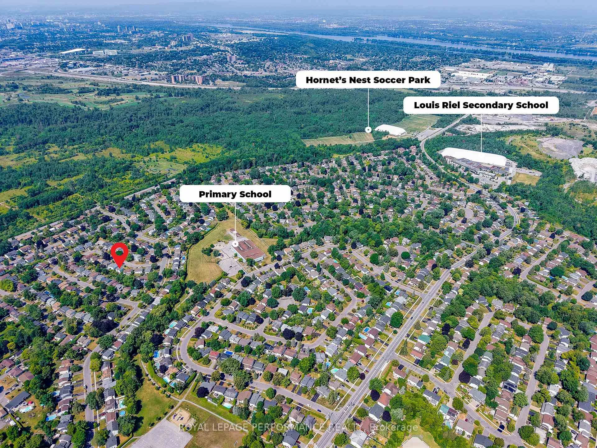 Photo 1253 of 33 Woodview Crescent, Ottawa, Blackburn Hamlet — HOMEH