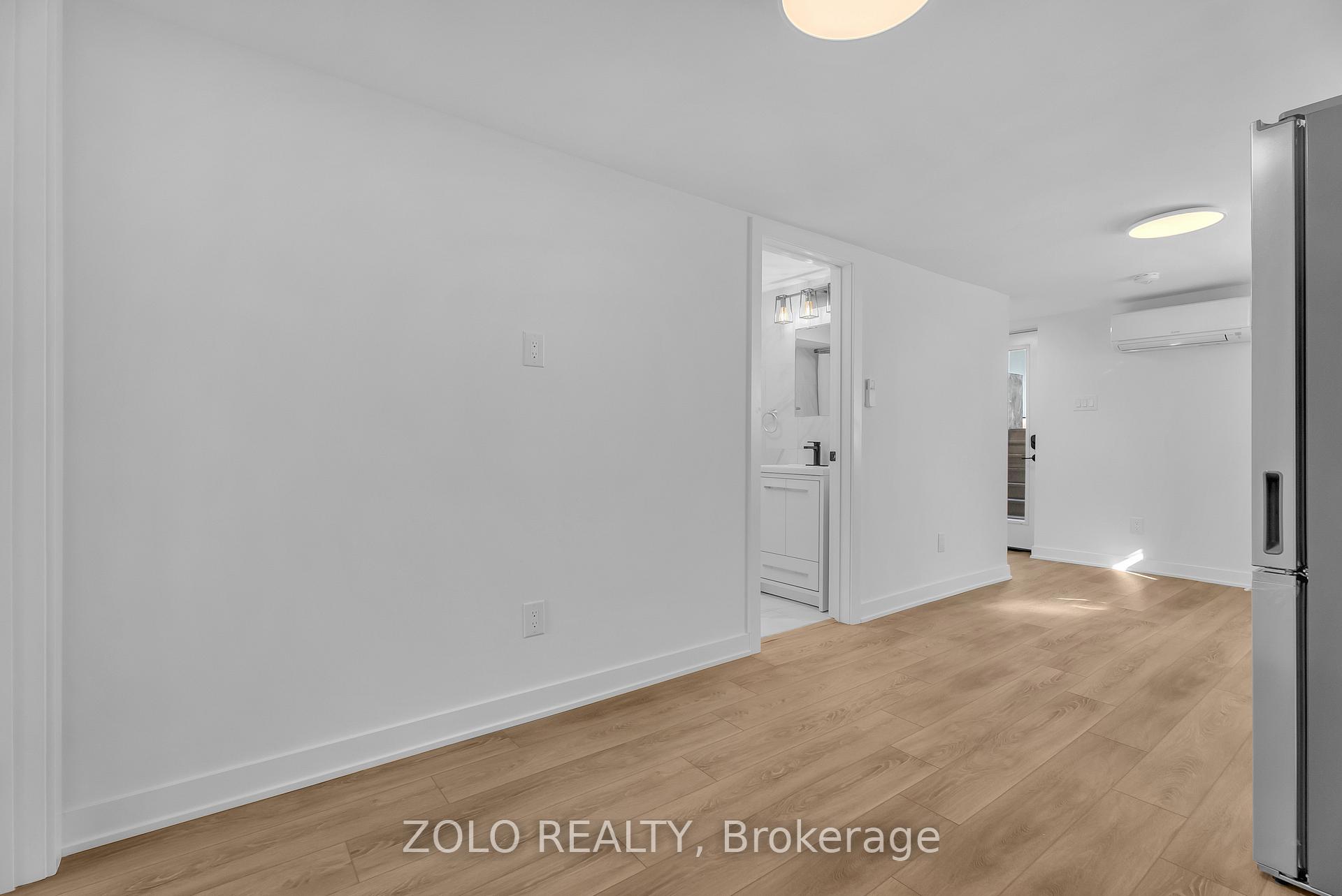 Photo 7 of Unit Unit C, 105 Galloway Road, Scarborough, West Hill — HOMEH