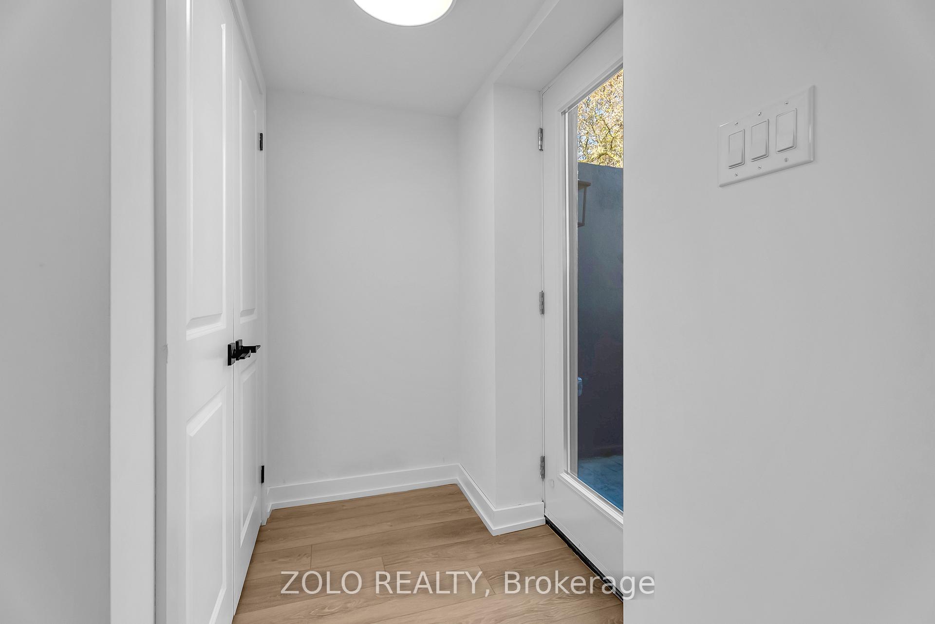 Photo 9 of Unit Unit C, 105 Galloway Road, Scarborough, West Hill — HOMEH