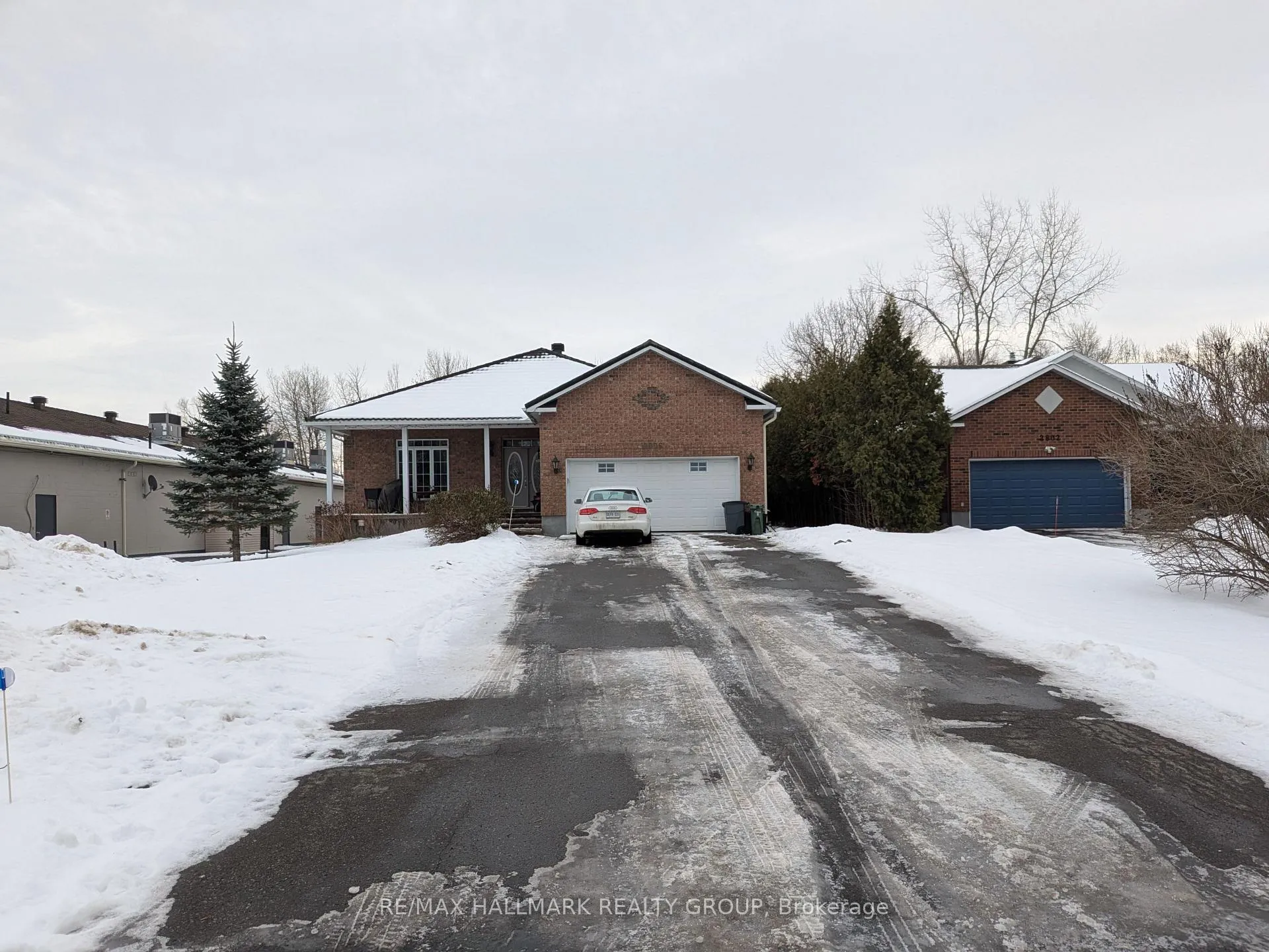 Photo 22 of Unit B, 2806 Quinn Road, Ottawa, Emerald Woods/Sawmill Creek — HOMEH