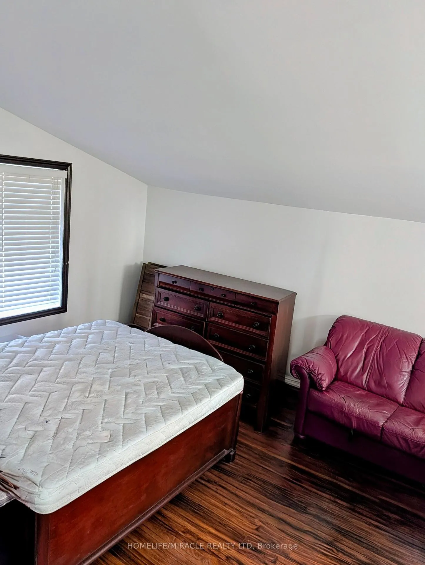 Photo 7 of 103 River Road, Brampton, Huttonville — HOMEH