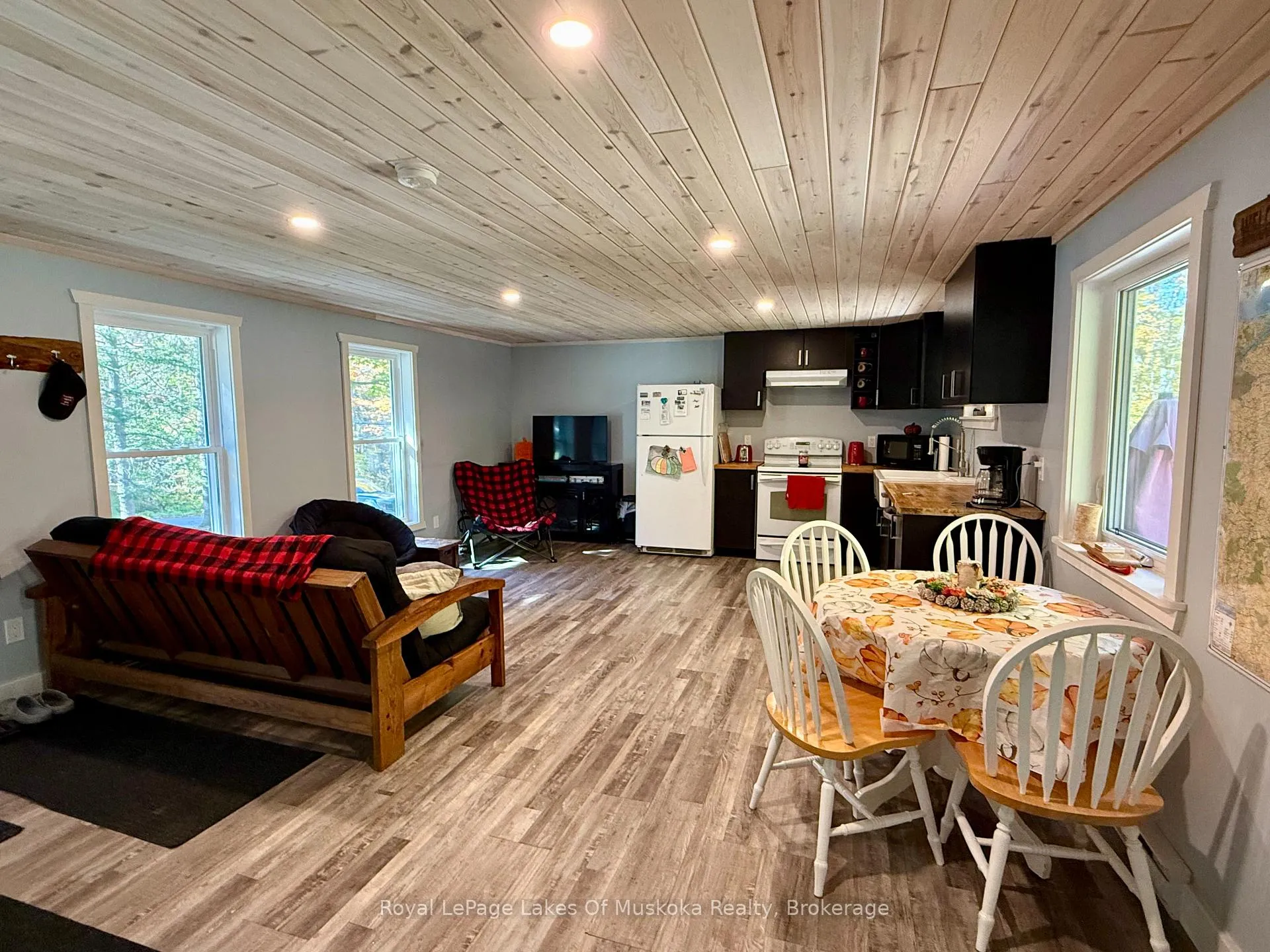 Photo 53 of 393 Doe Lake Road, Armour — HOMEH