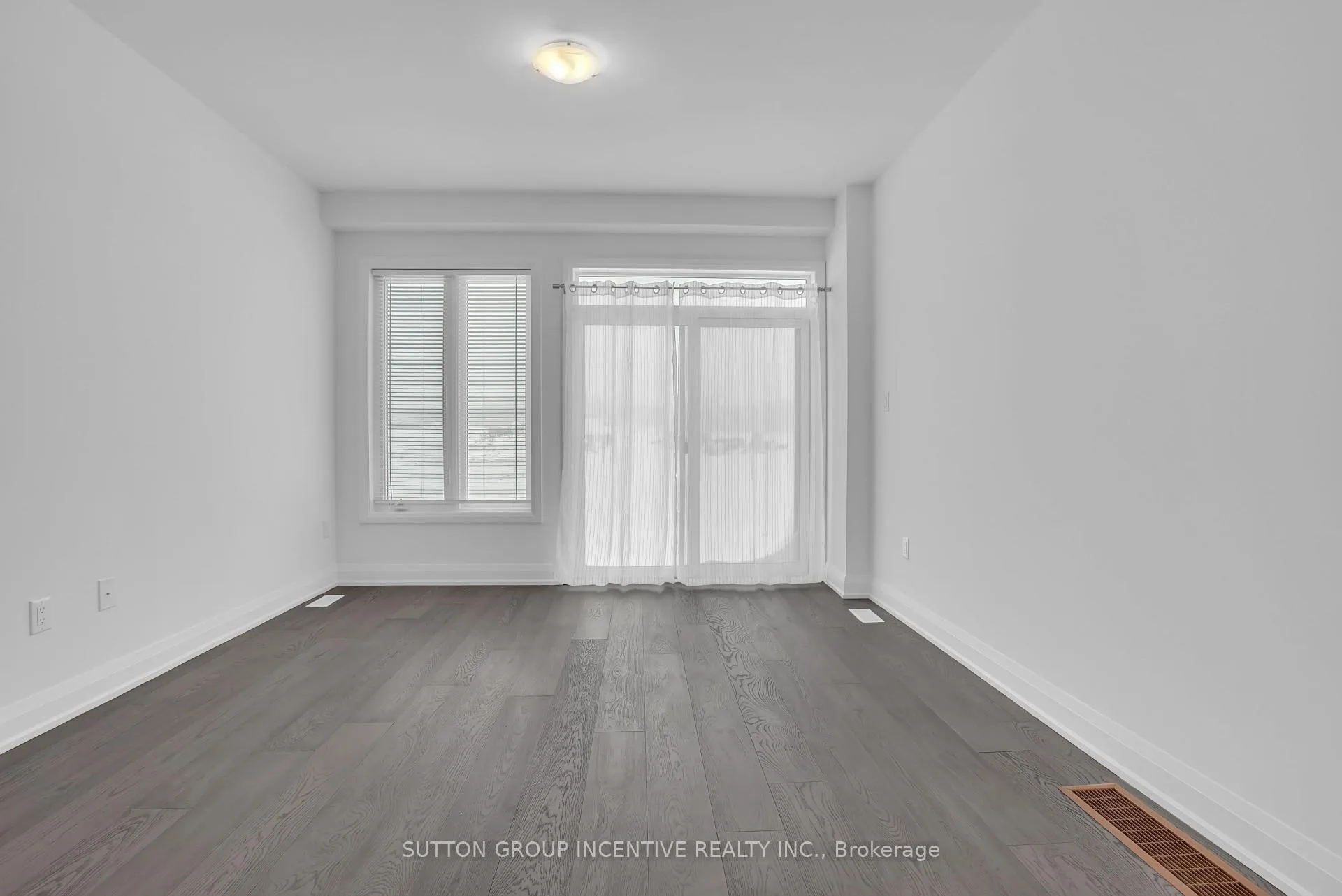 Photo 9 of Unit 2, 3 Ranch Terrace, Barrie, Rural Barrie Southeast — HOMEH